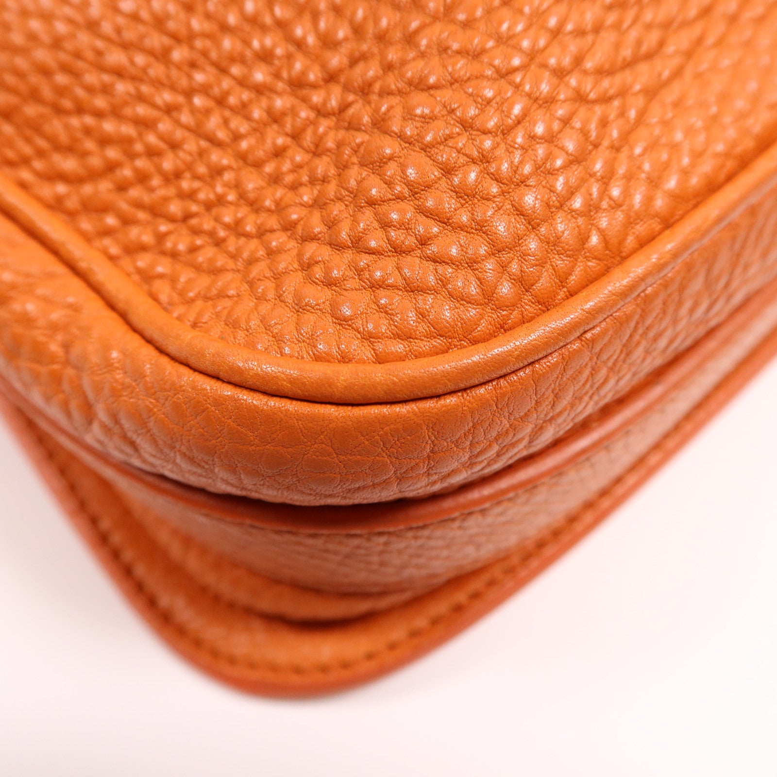 BALENCIAGA 牛皮皮革Shoulder Bag金扣肩背袋