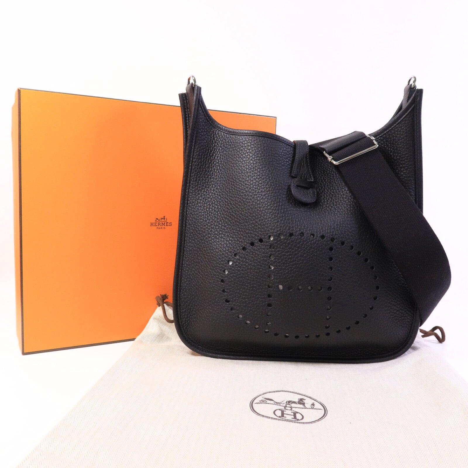 HERMES Clemence皮革Evelyne PM肩背袋Noir