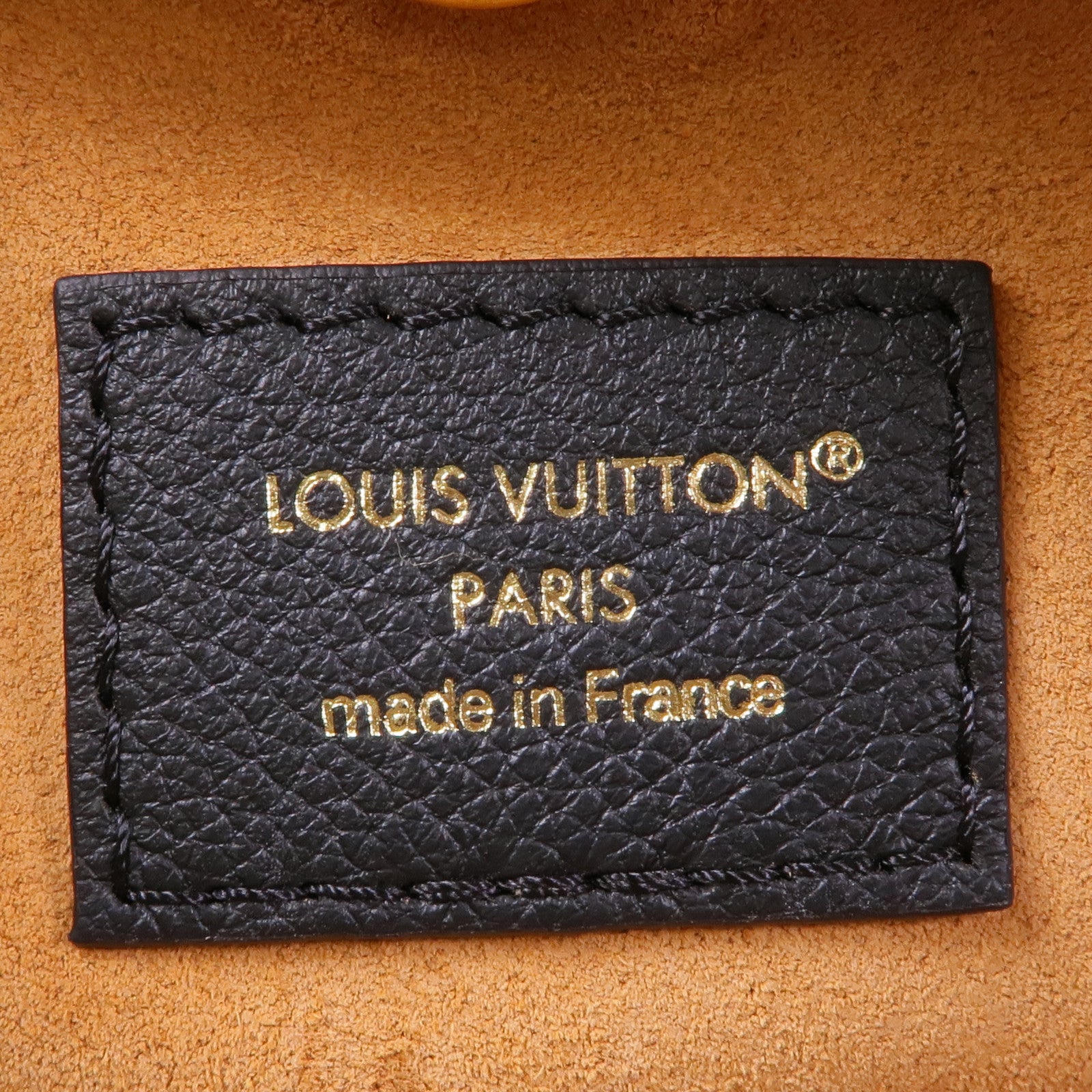 LOUIS VUITTON 牛皮皮革Low Key All In BB金扣手挽肩背兩用袋