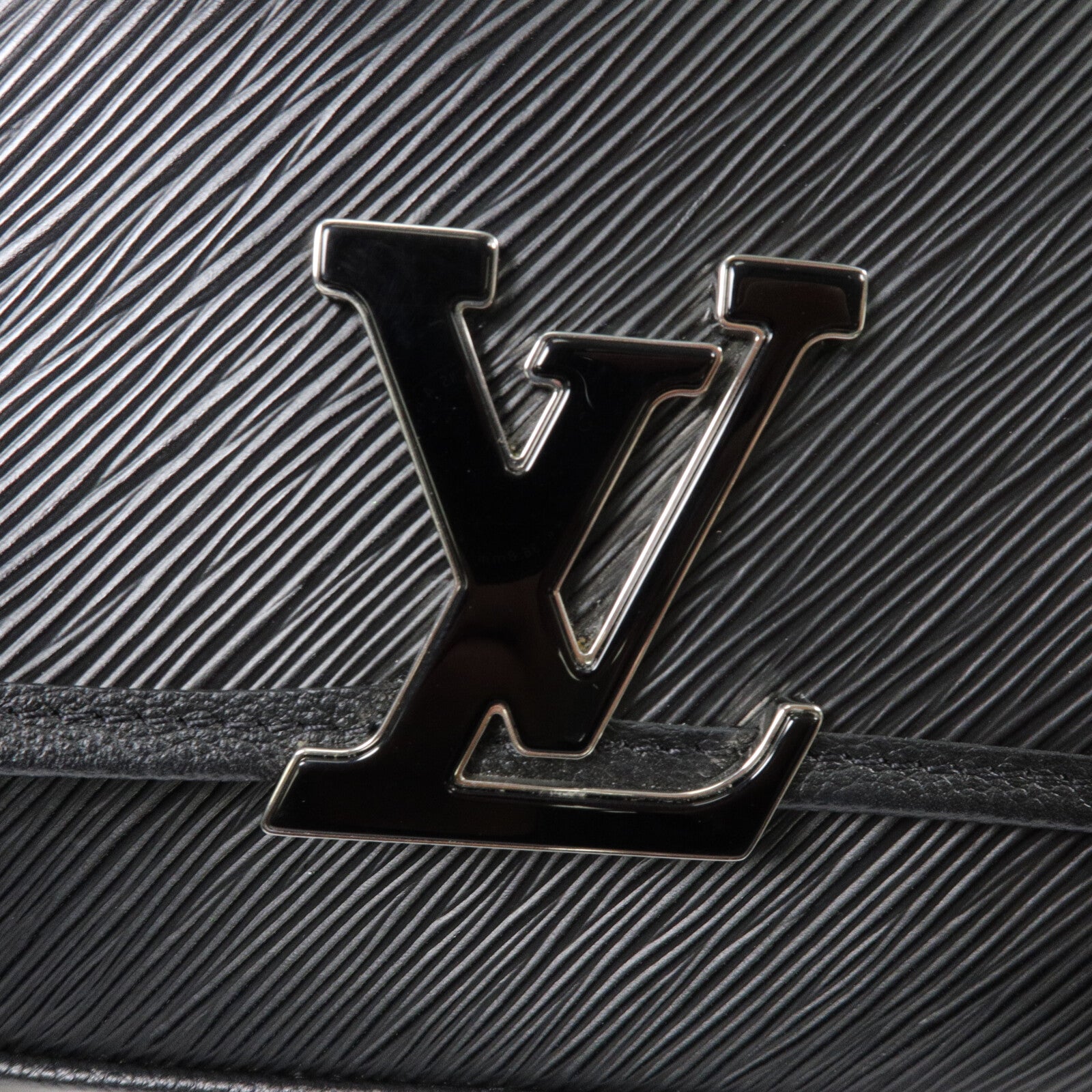 LOUIS VUITTON Epi Buci肩背袋