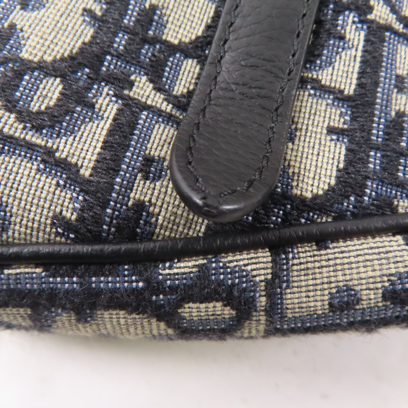 Dior 帆布Maxi Saddle Bag肩背袋黑色/米色/藍色