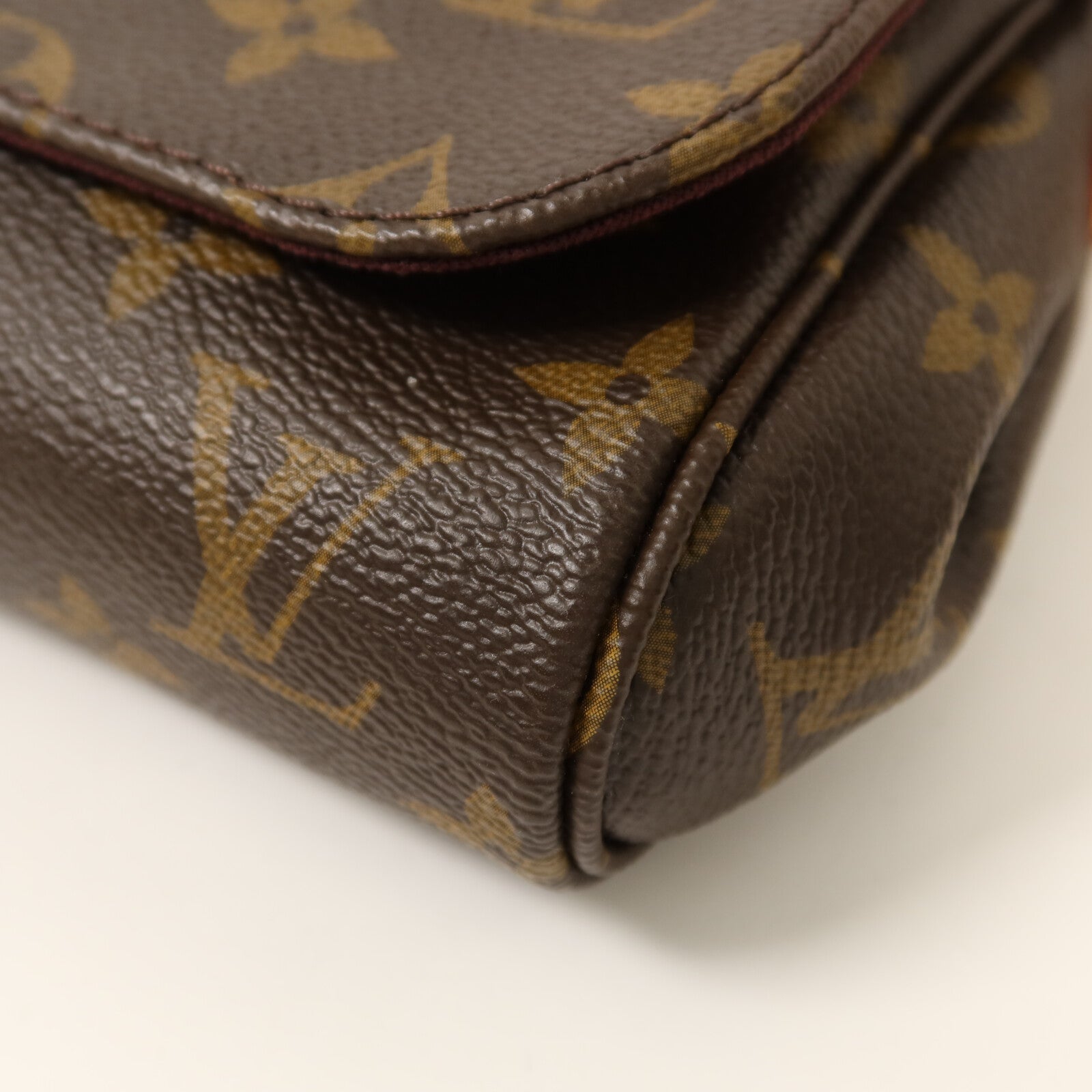 LOUIS VUITTON Monogram Favourite PM金扣鏈帶手挽肩背兩用袋