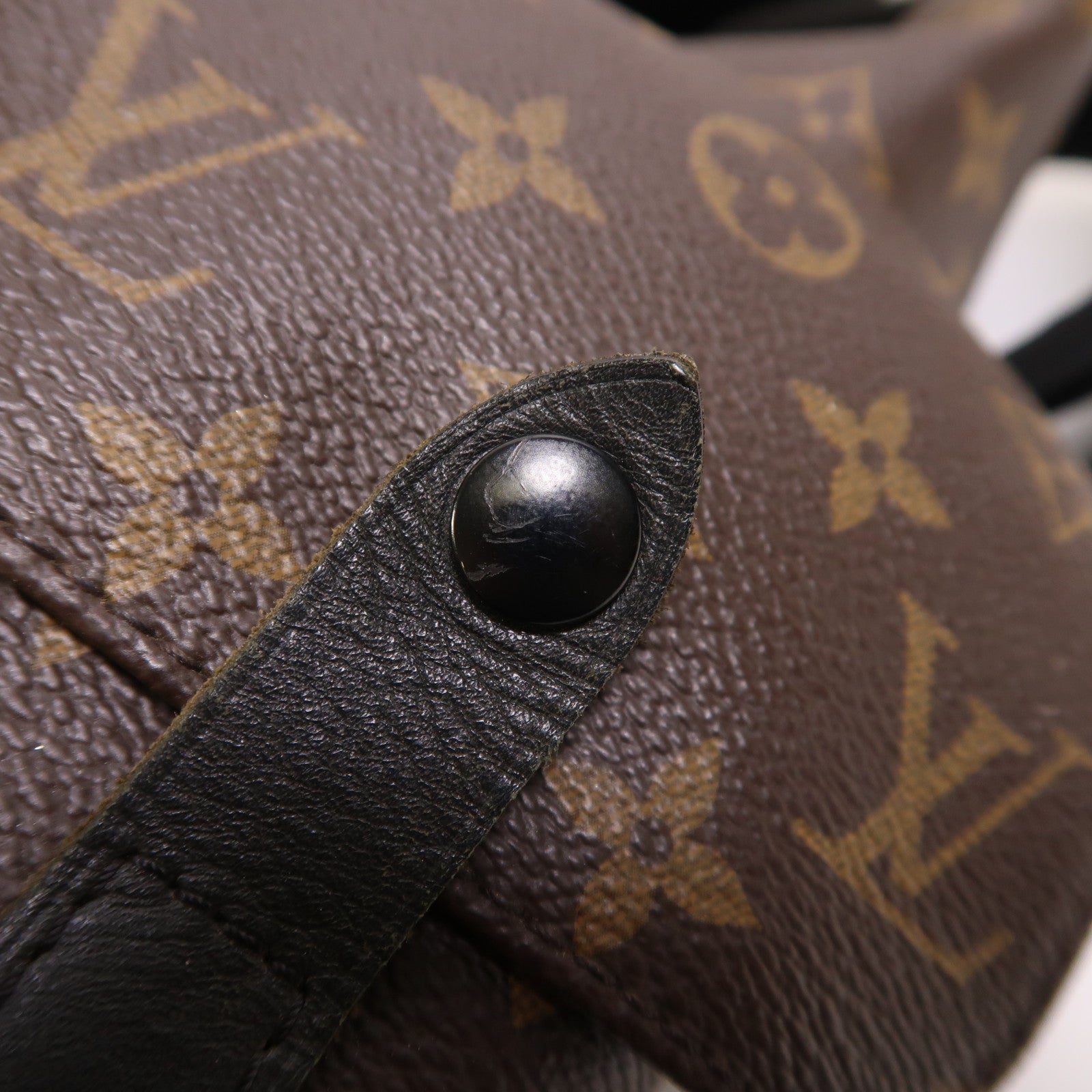 LOUIS VUITTON Monogram Macassar Christopher MM銀扣背包