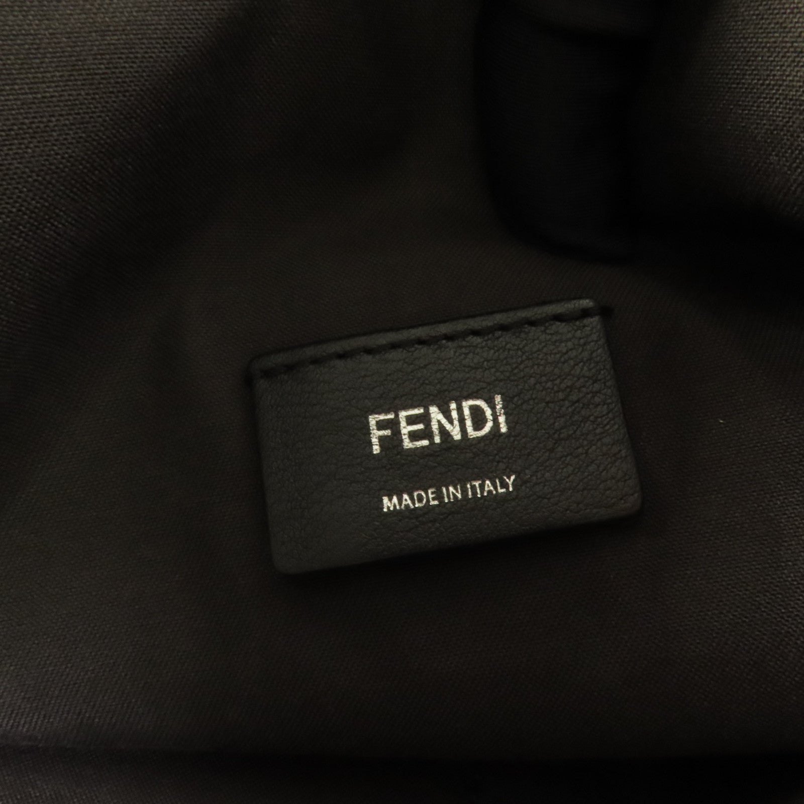 FENDI 牛皮皮革Back to School銀扣背包手挽袋兩用
