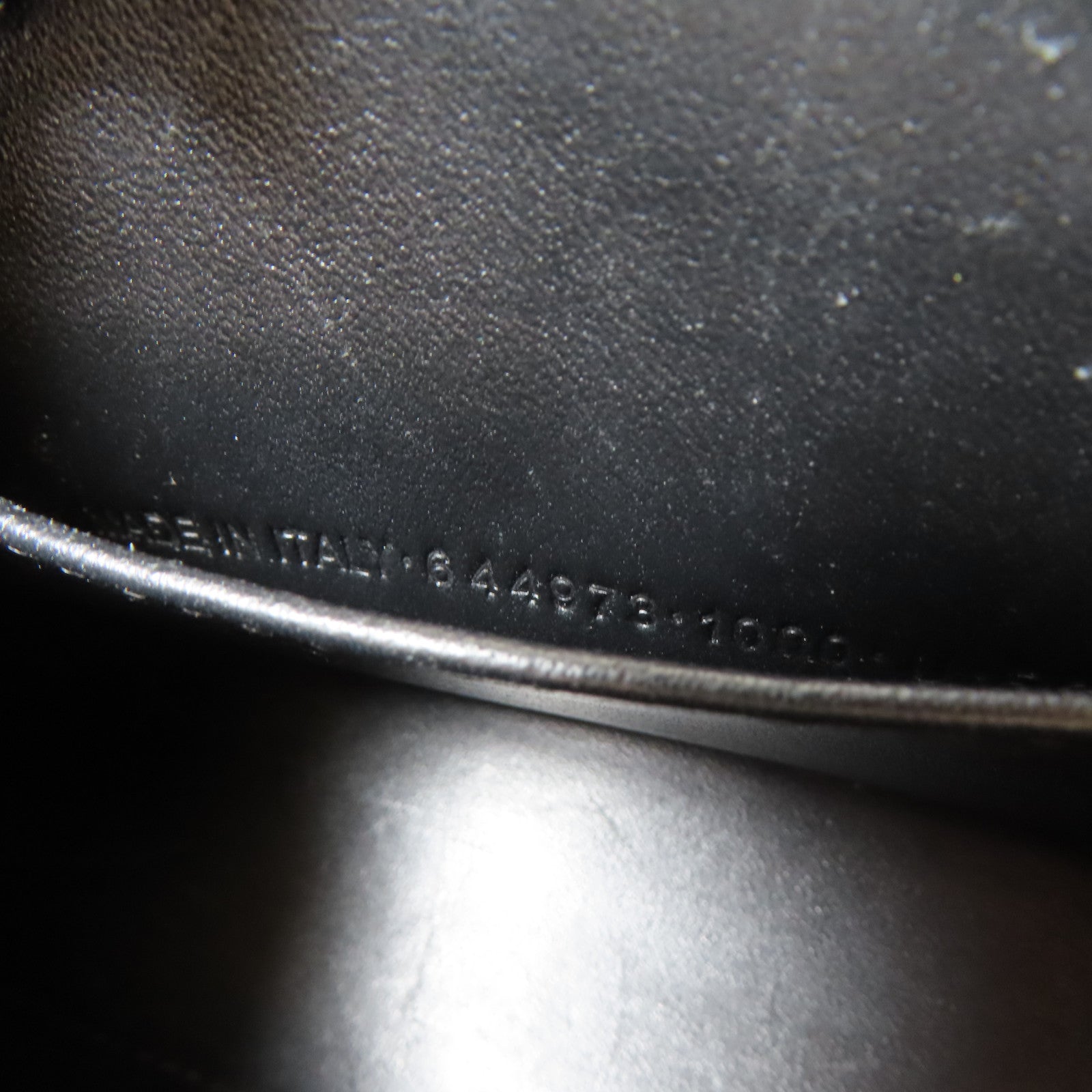 BALENCIAGA 皮革Hourglass金扣鏈帶肩背袋黑色