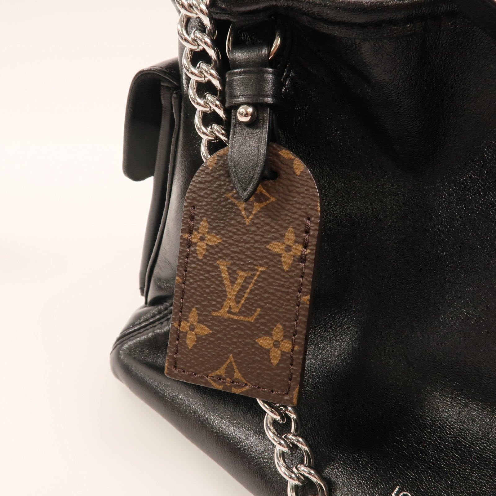 LOUIS VUITTON 牛皮皮革CarryAll Cargo Vibe PM銀扣手挽肩背兩用袋
