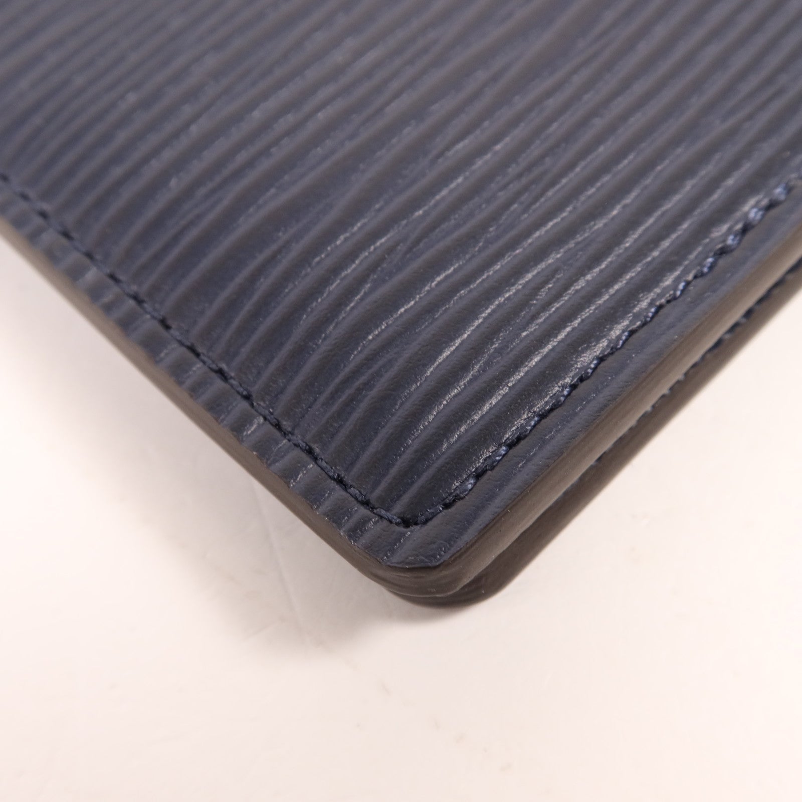 LOUIS VUITTON Epi Organizer De Poche卡片套