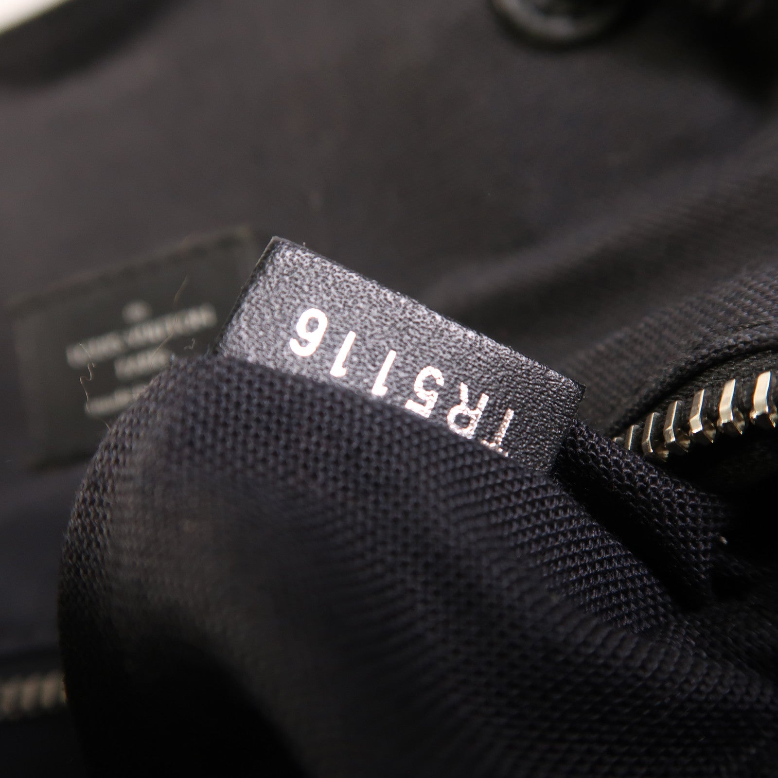 LOUIS VUITTON Monogram Macassar Christopher MM銀扣背包