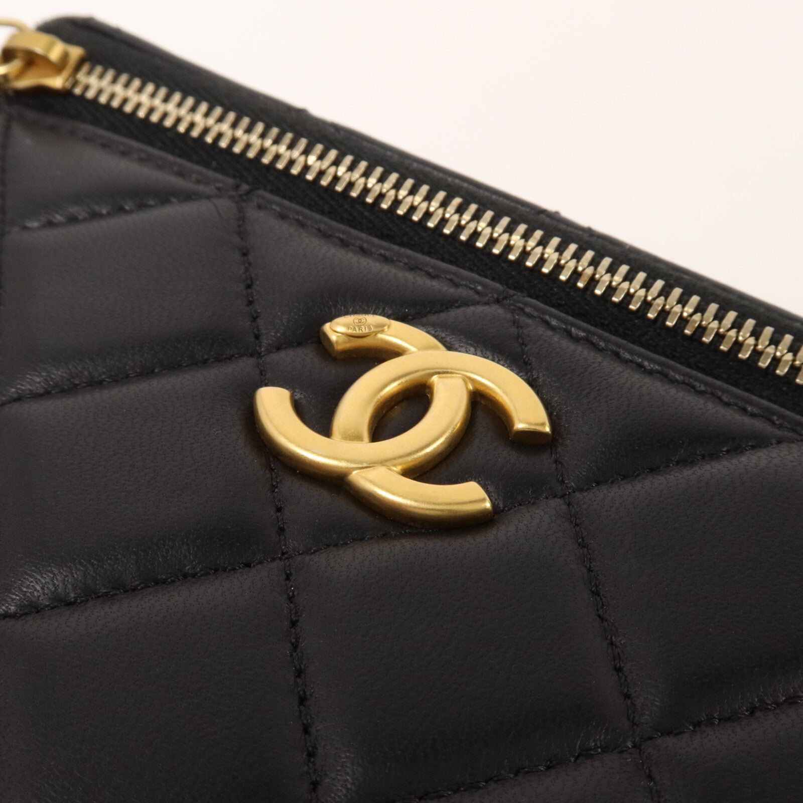 CHANEL 羊皮皮革Vanity Case鏈帶肩背袋