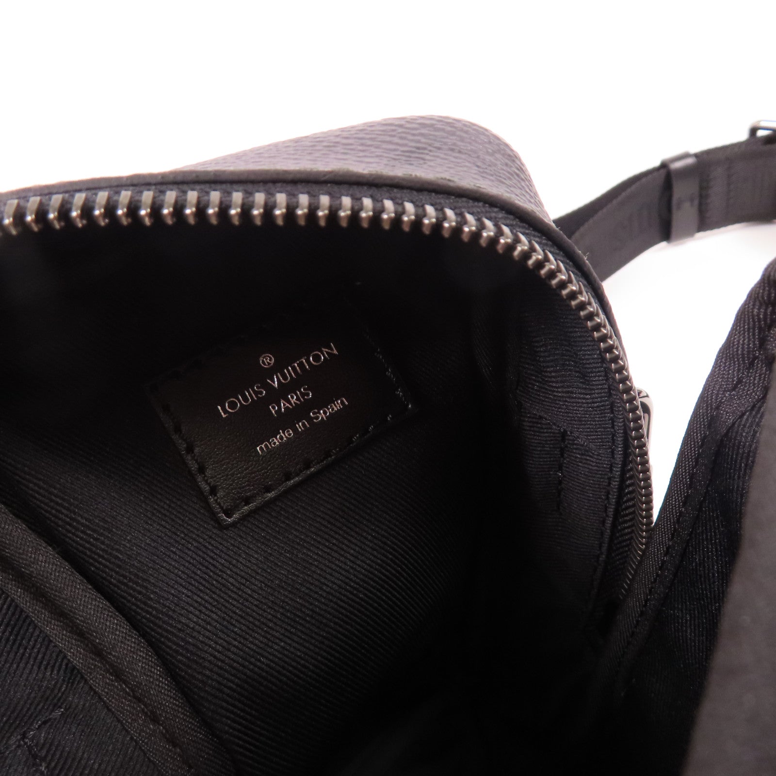 LOUIS VUITTON Monogram Eclipse Reverse Double Phone Pouch NM銀扣肩背袋