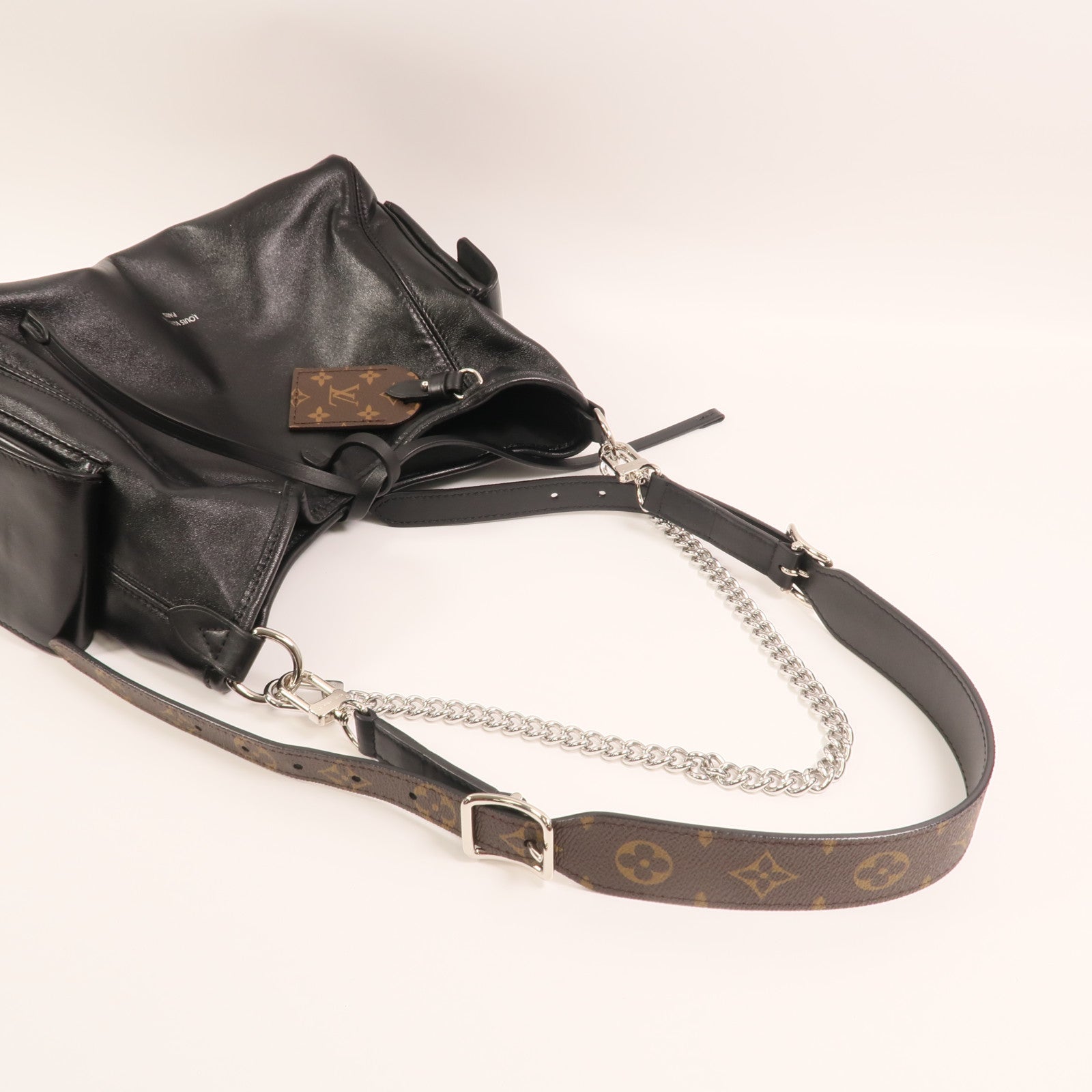 LOUIS VUITTON 牛皮皮革CarryAll Cargo Vibe PM銀扣手挽肩背兩用袋