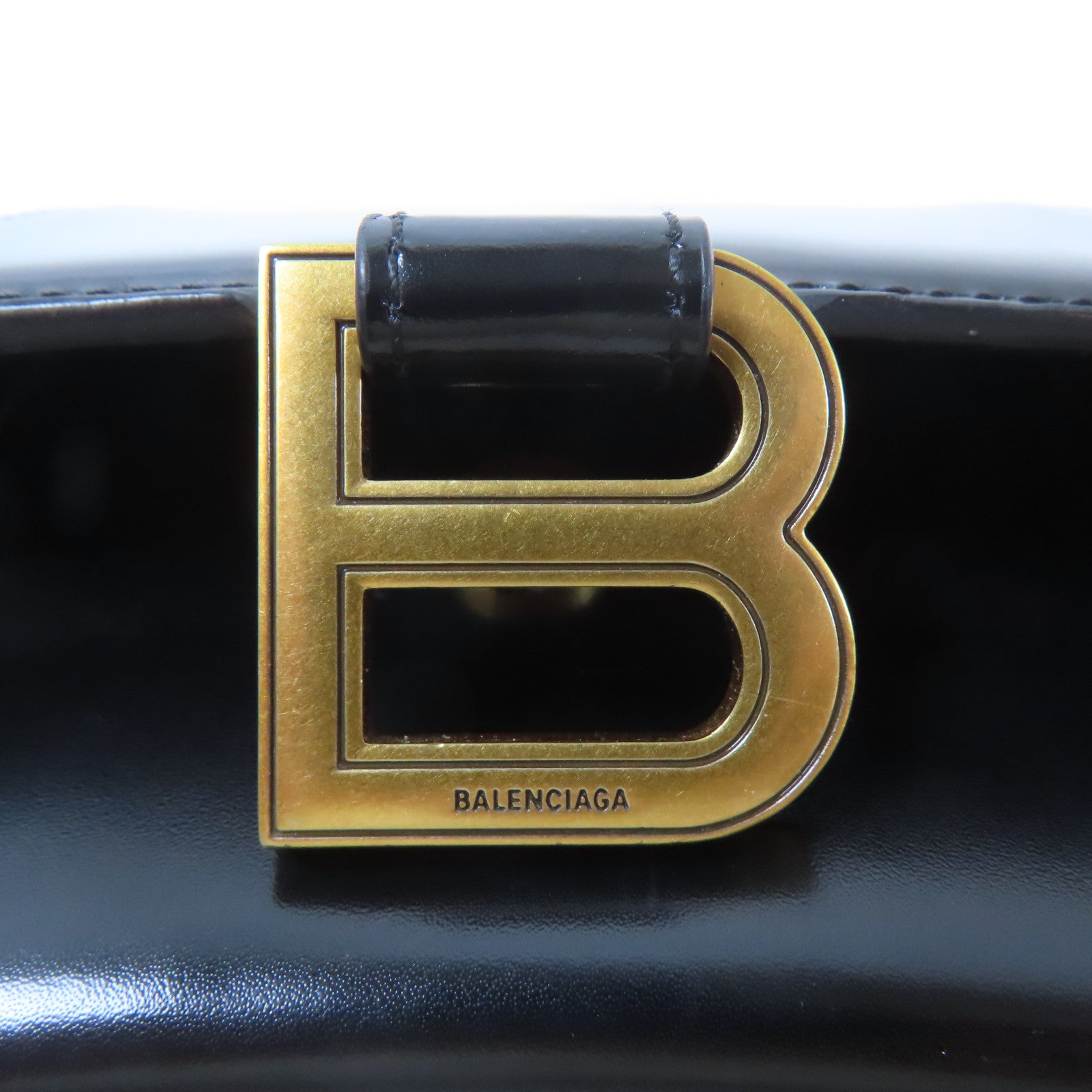 BALENCIAGA 皮革Hourglass金扣鏈帶肩背袋黑色