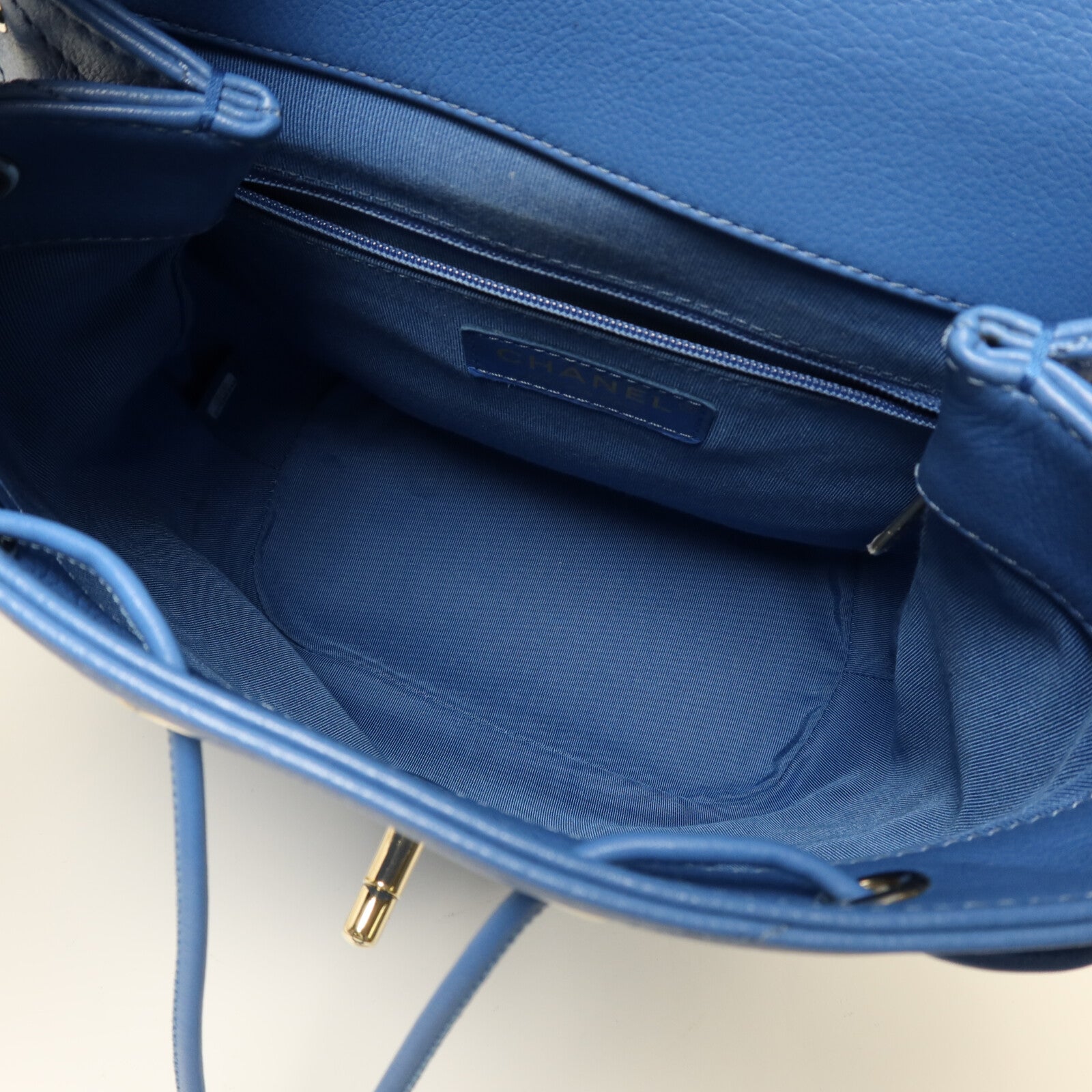 CHANEL 【激減優惠】牛皮皮革Backpack金扣鏈帶背包