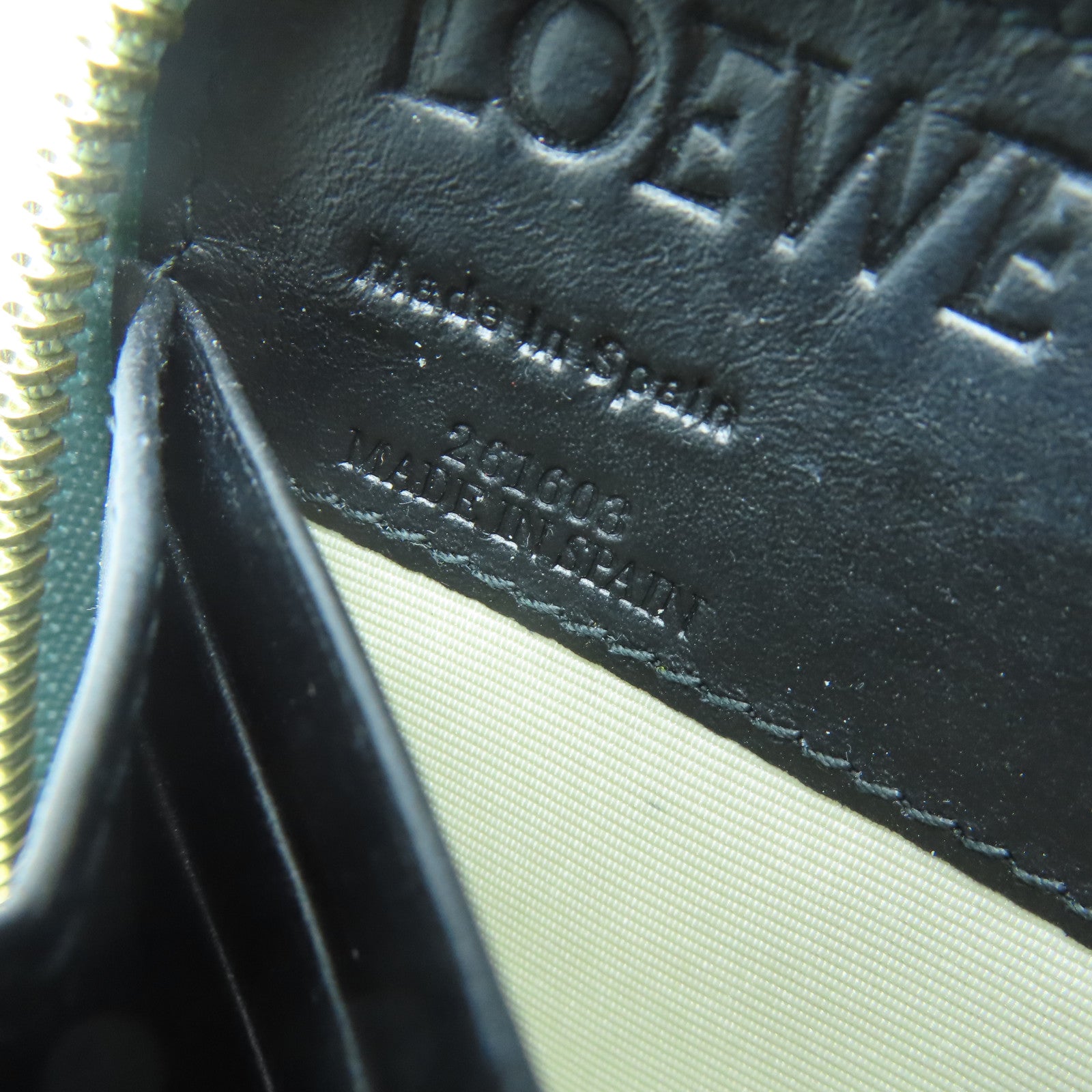LOEWE 【激減優惠】牛皮皮革Long Wallet金扣長錢包淺藍色