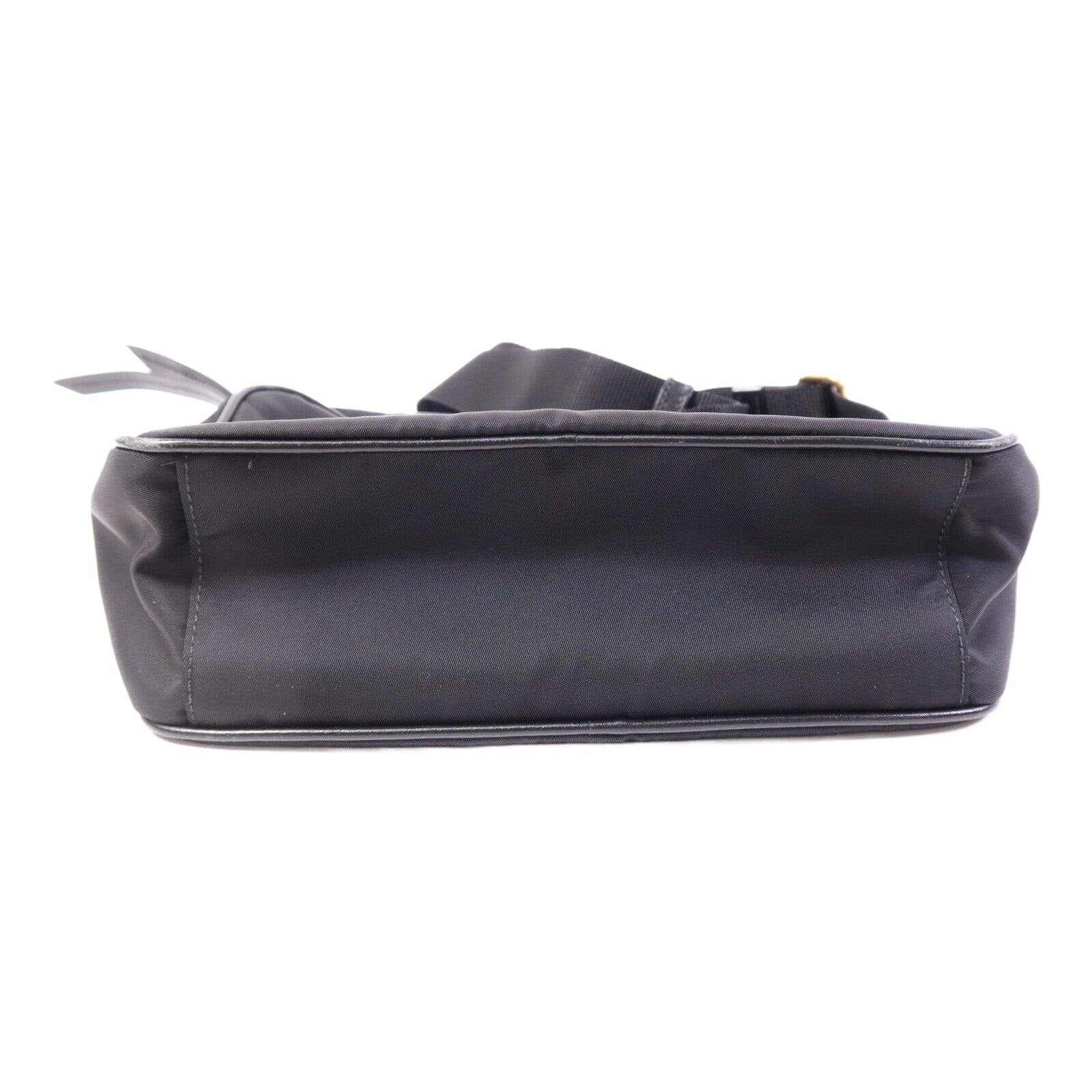 PRADA 尼龍Shoulder Bag金扣肩背袋