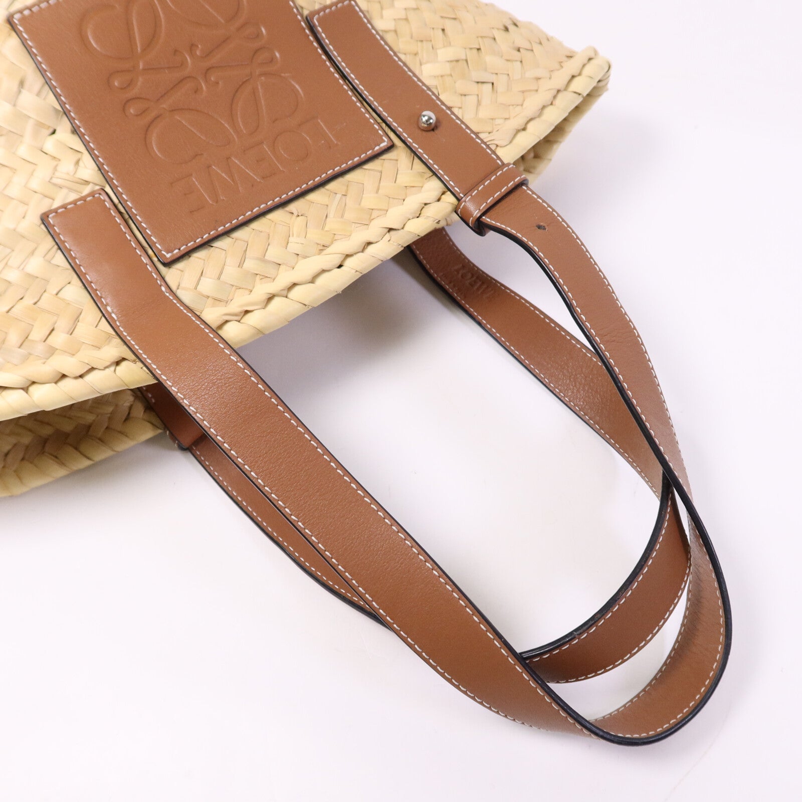 LOEWE 【激減優惠】牛皮皮革/藤料Basket Bag銀扣肩背袋