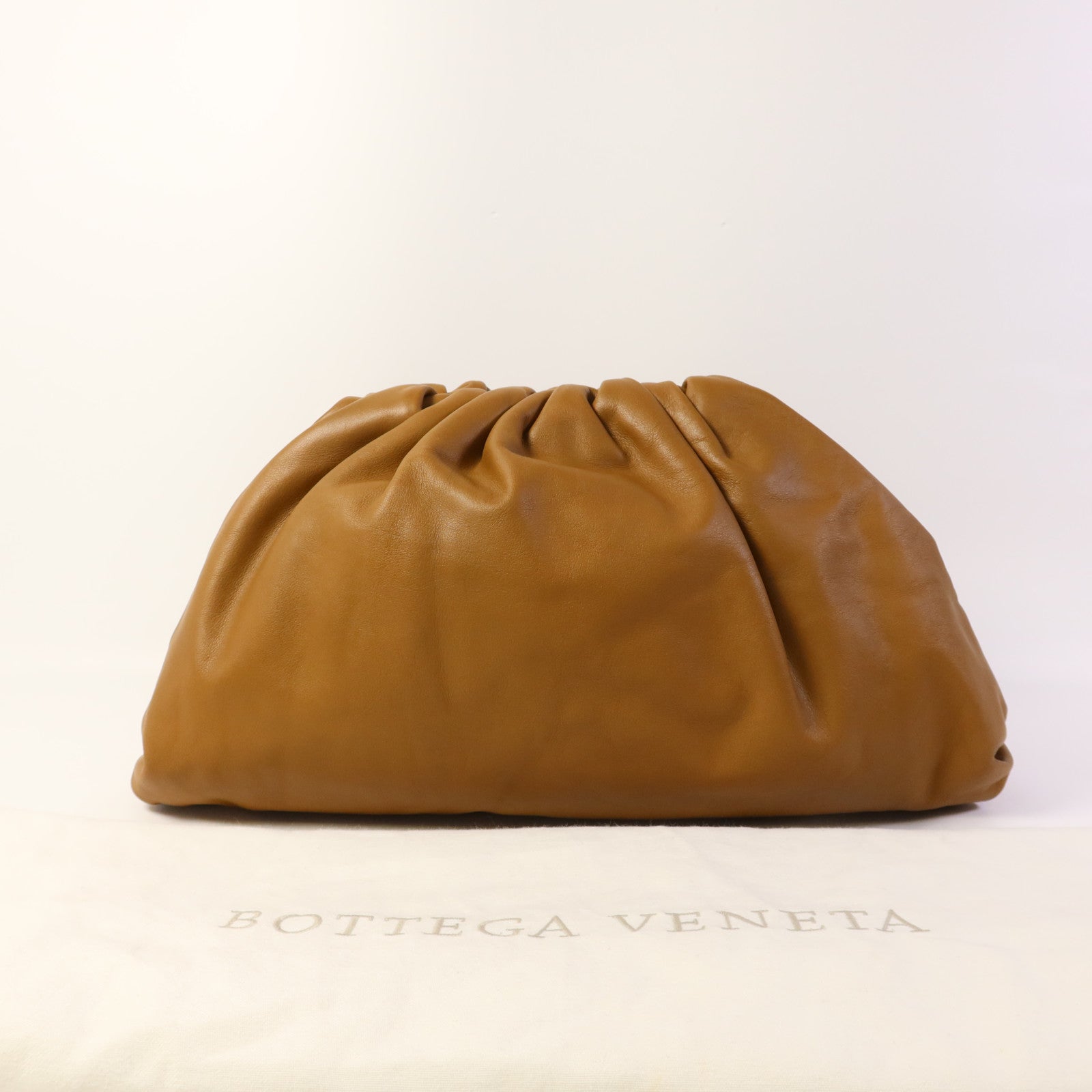 BOTTEGA VENETA 牛皮皮革Pouch Clutch Bag金扣手拿包