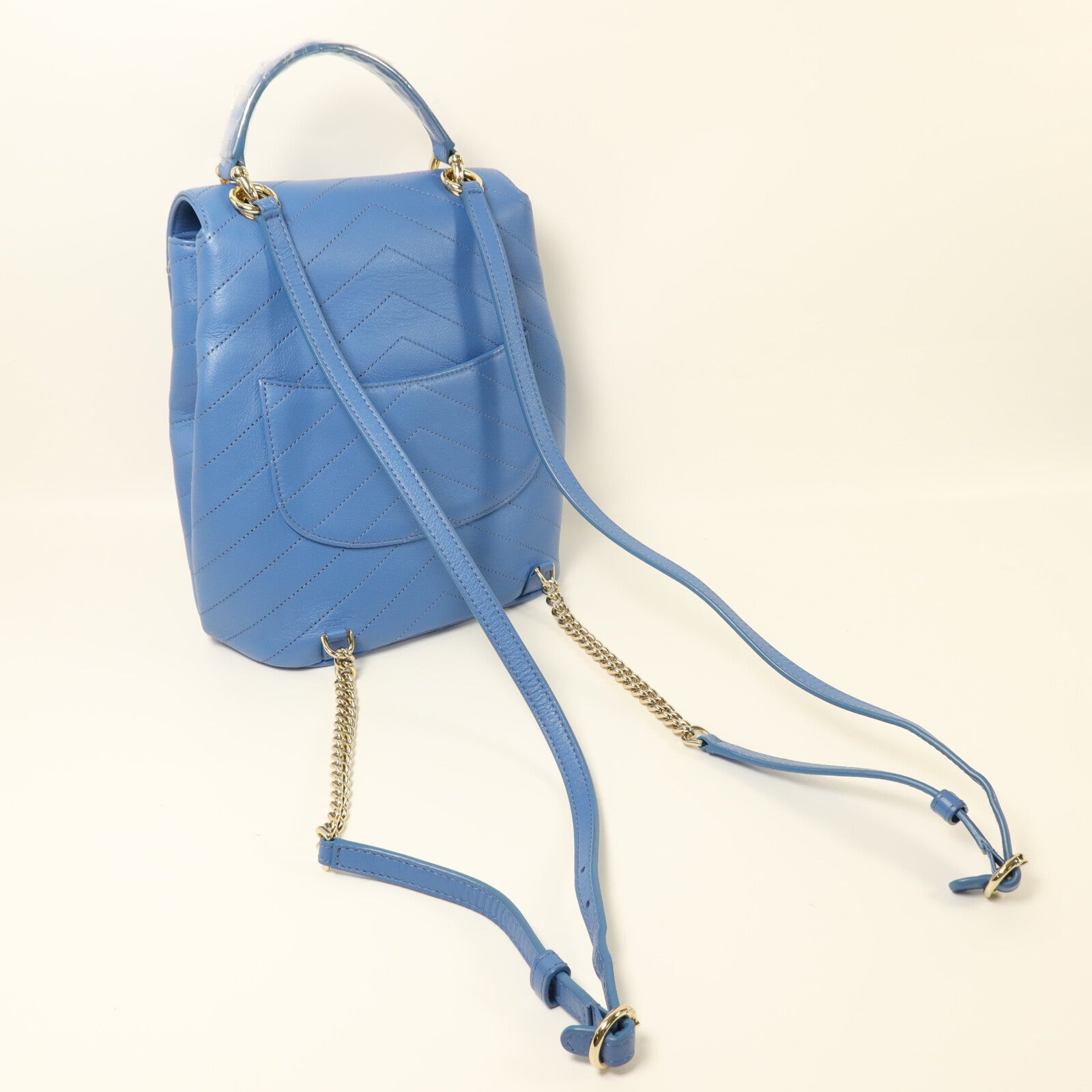 CHANEL 【激減優惠】牛皮皮革Backpack金扣鏈帶背包