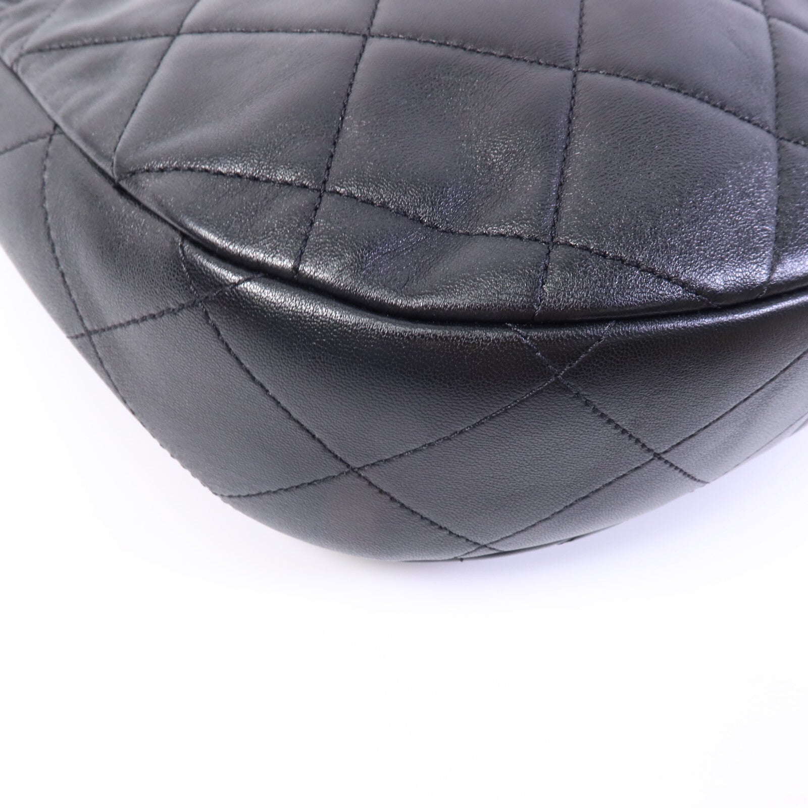 CHANEL 羊皮皮革22P Hobo肩背袋