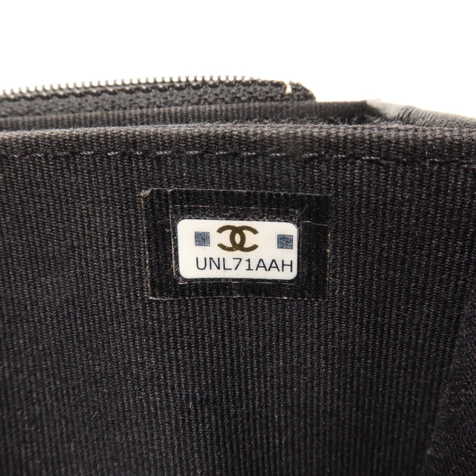 CHANEL 羊皮皮革Trendy CC Wallet On Chain鏈帶肩背袋