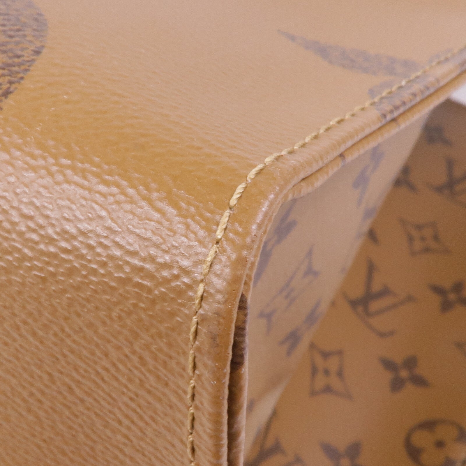 LOUIS VUITTON Monogram Giant/Reverse On The Go MM金扣手挽肩背兩用袋