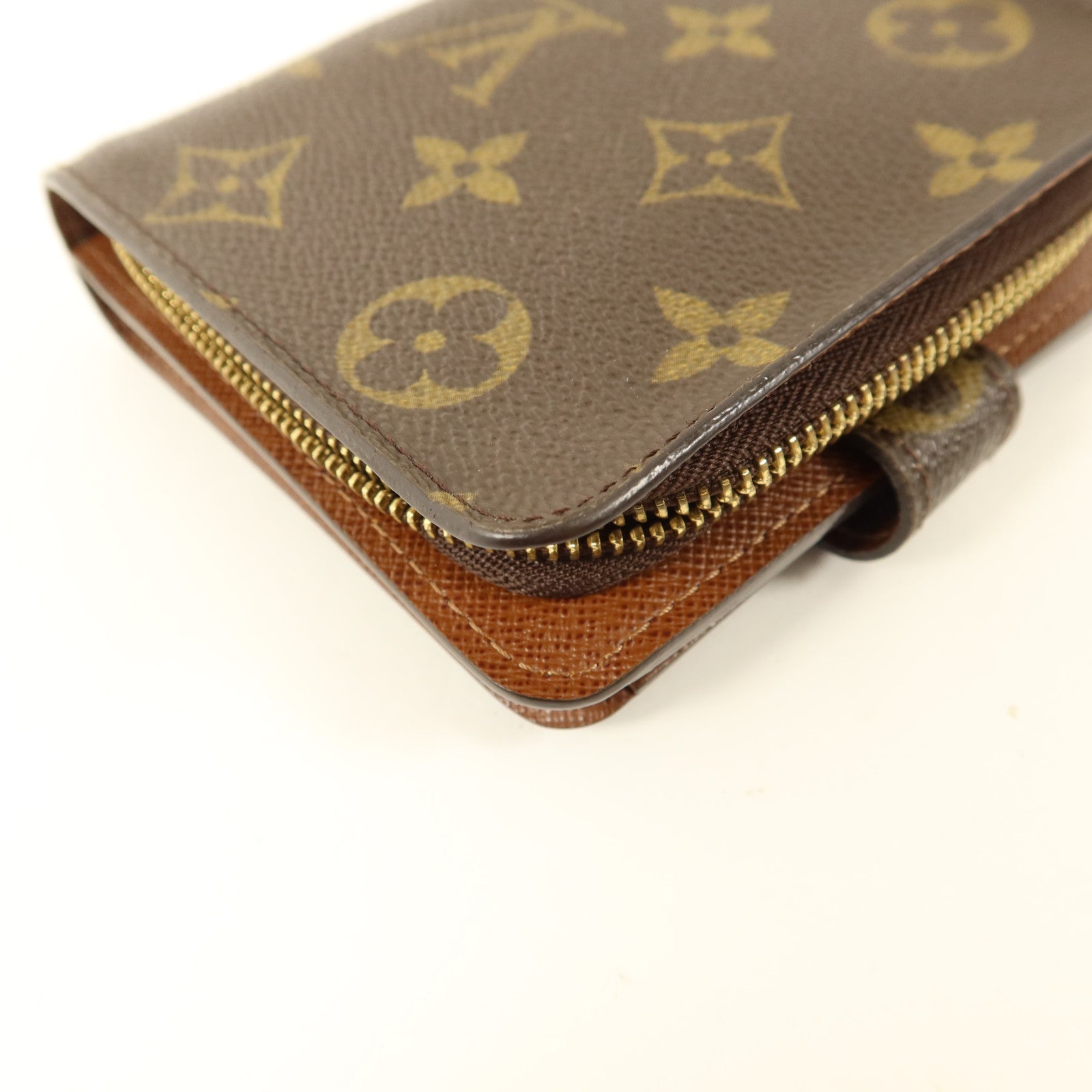 LOUIS VUITTON Monogram Compact Zipper Wallet金扣錢包
