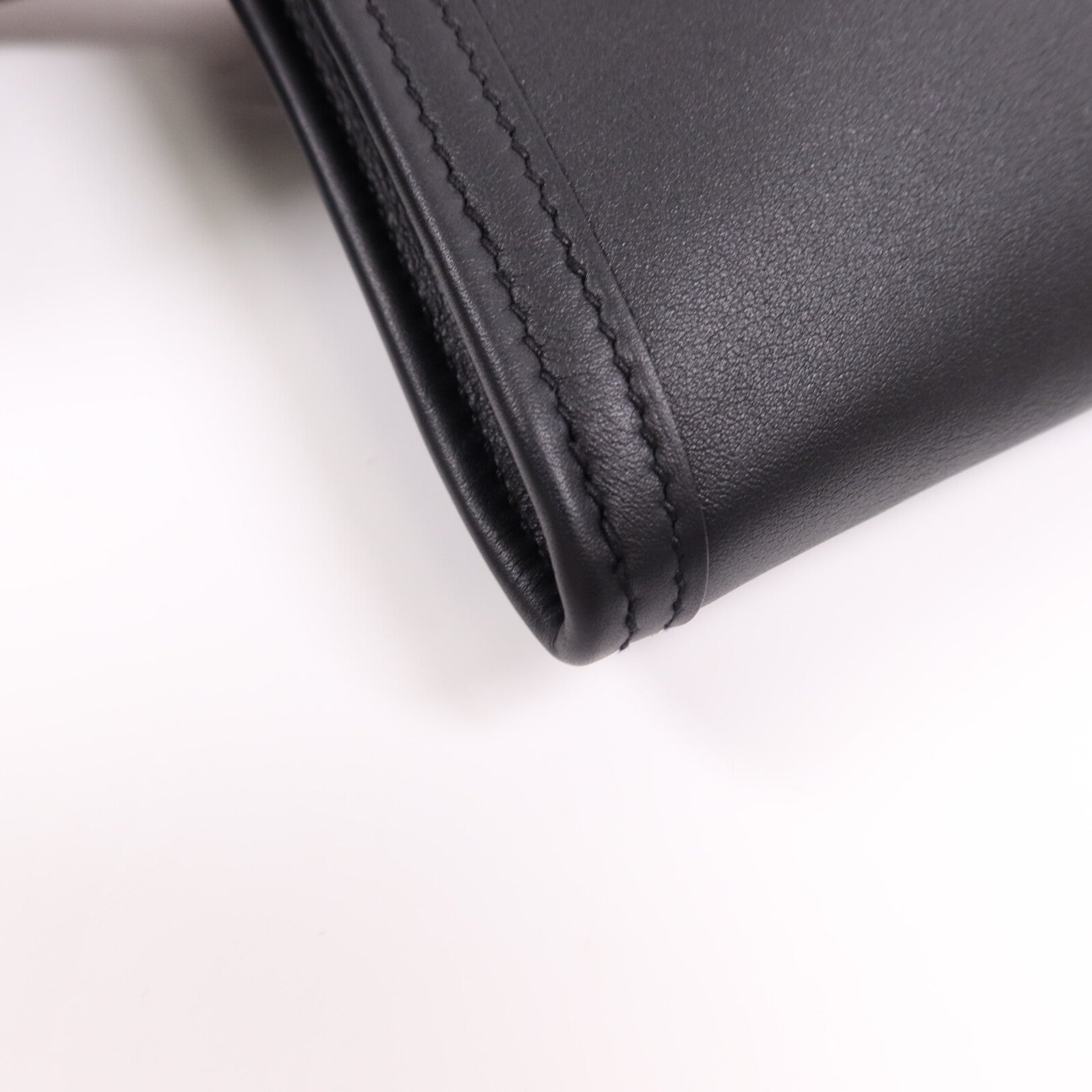 HERMES Swift皮革Jige PM手拿包Noir