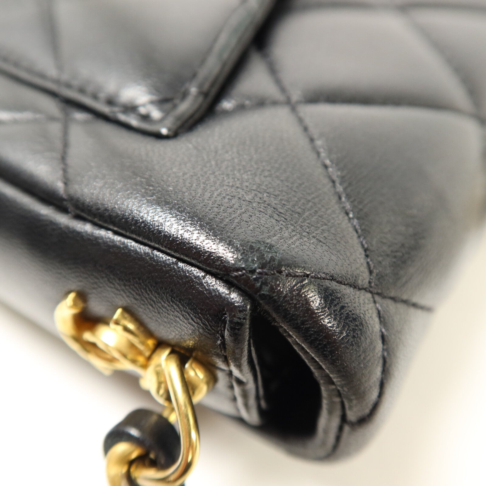CHANEL 羊皮皮革Chain Shoulder鏈帶肩背袋