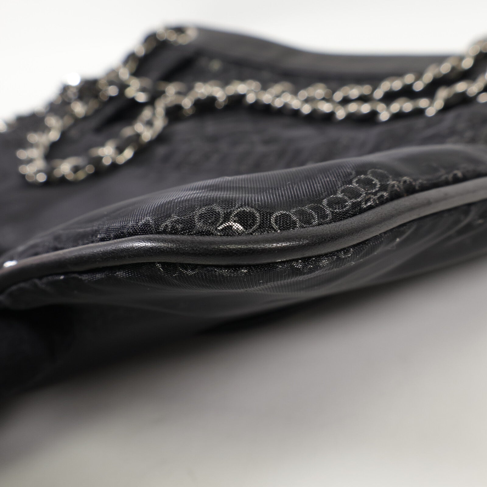 CHANEL 羊皮皮革/珠片Shoulder Bag銀扣肩背袋