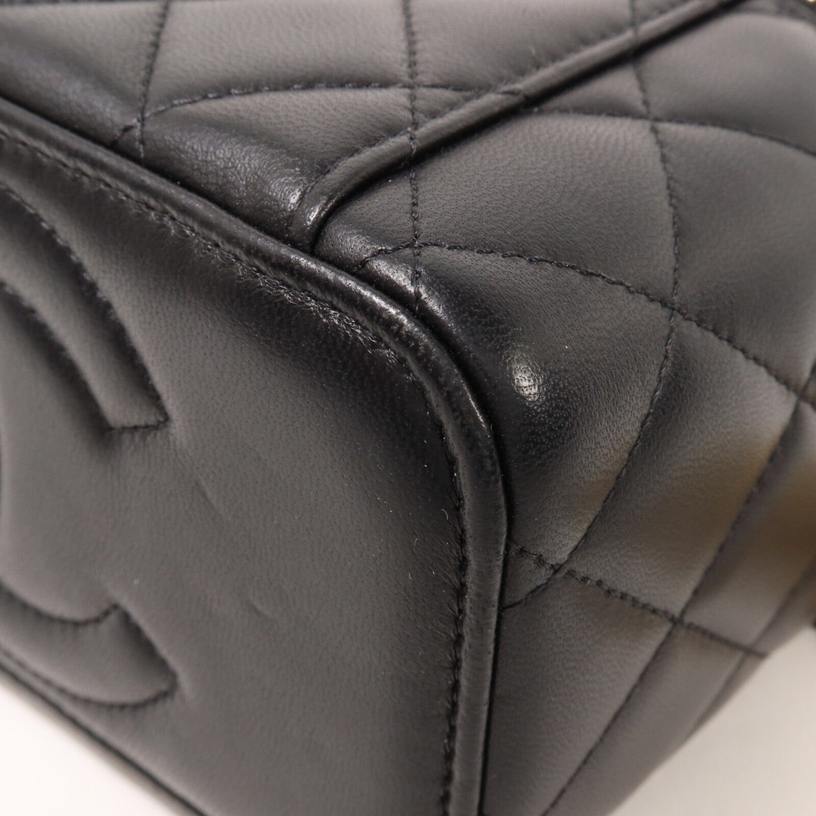 CHANEL 羊皮皮革Vanity Case鏈帶肩背袋