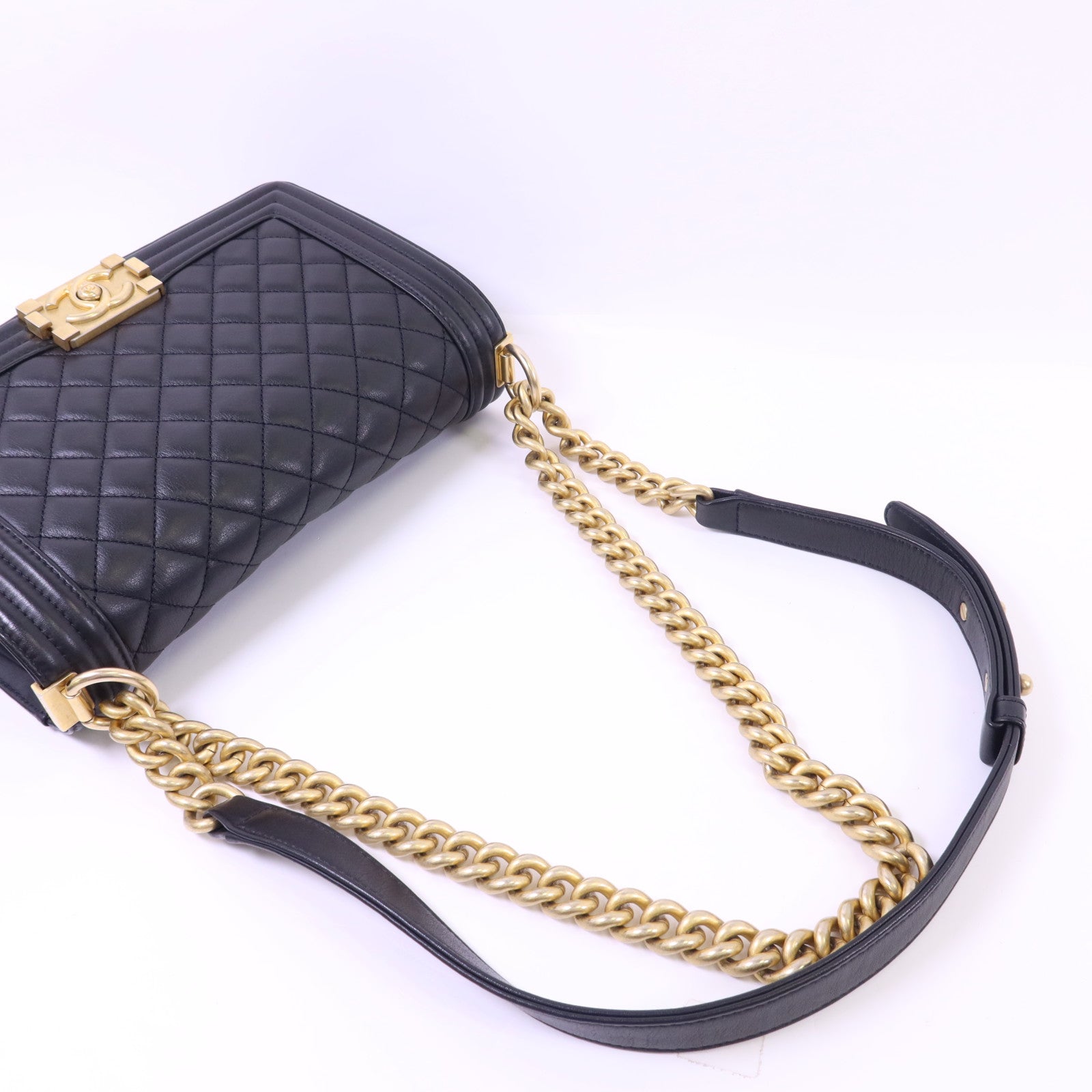 CHANEL 牛皮皮革Boy 25金扣鏈帶肩背袋