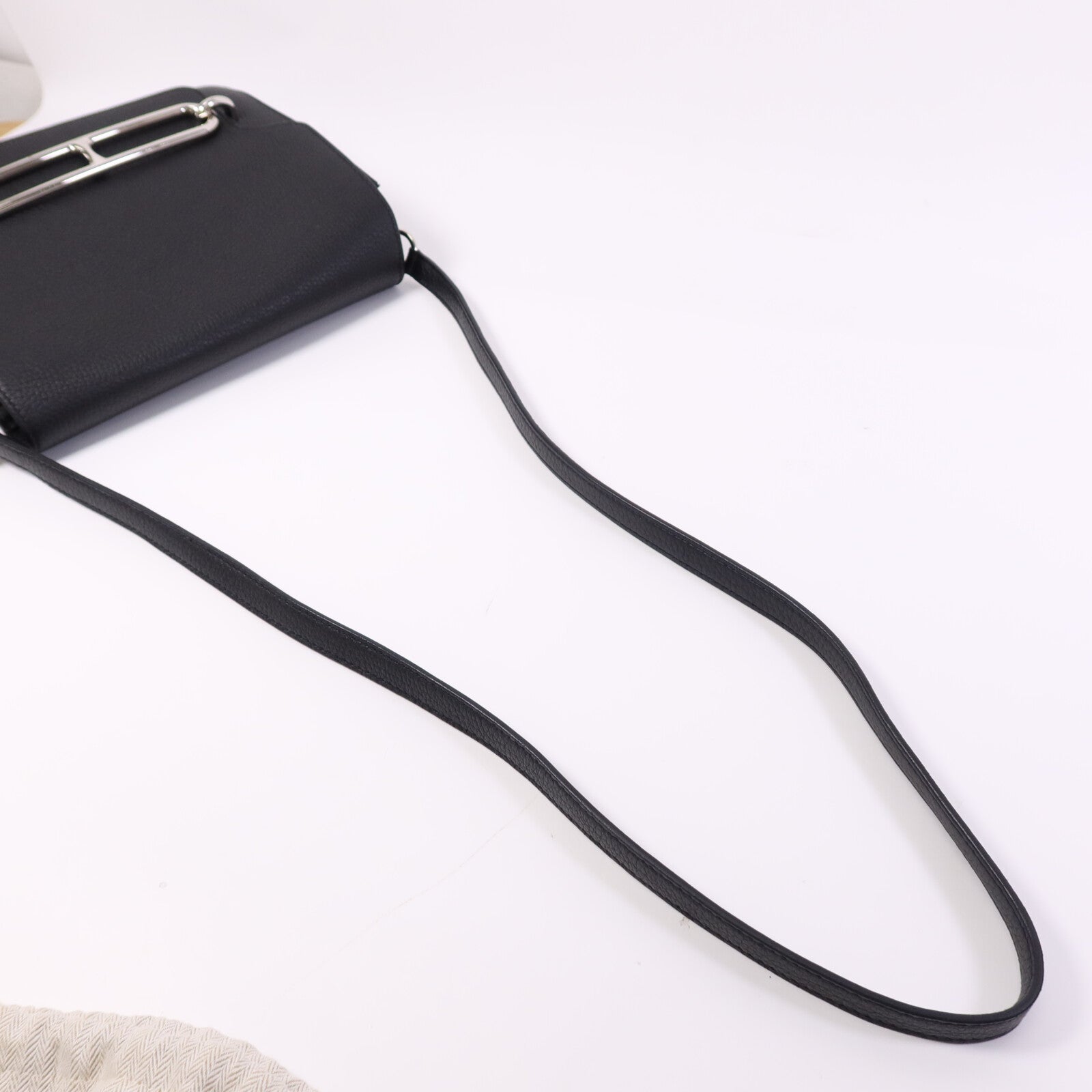 HERMES Clemence皮革Roulis 23銀扣肩背袋Noir