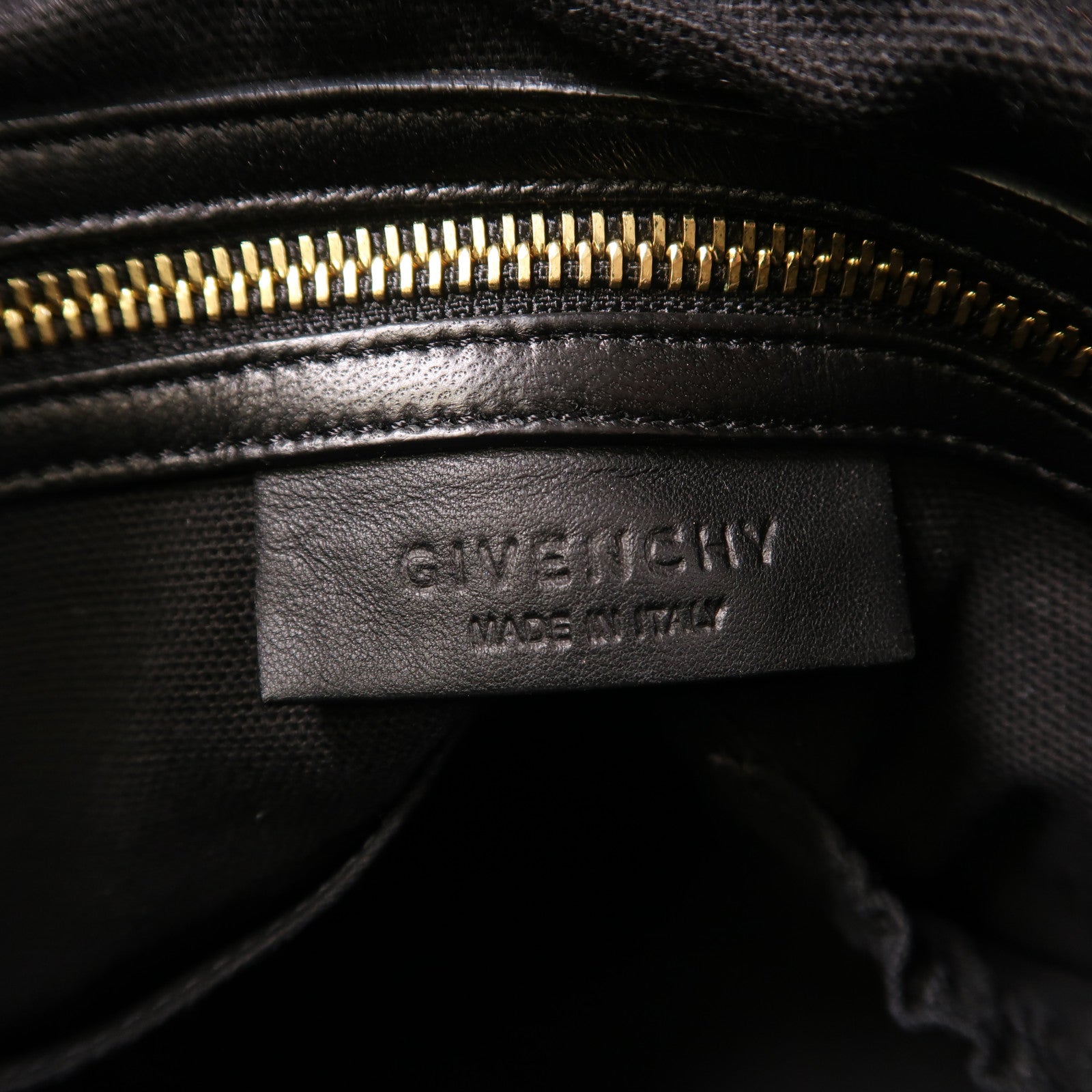 GIVENCHY 牛皮皮革Pandora金扣手挽肩背兩用袋