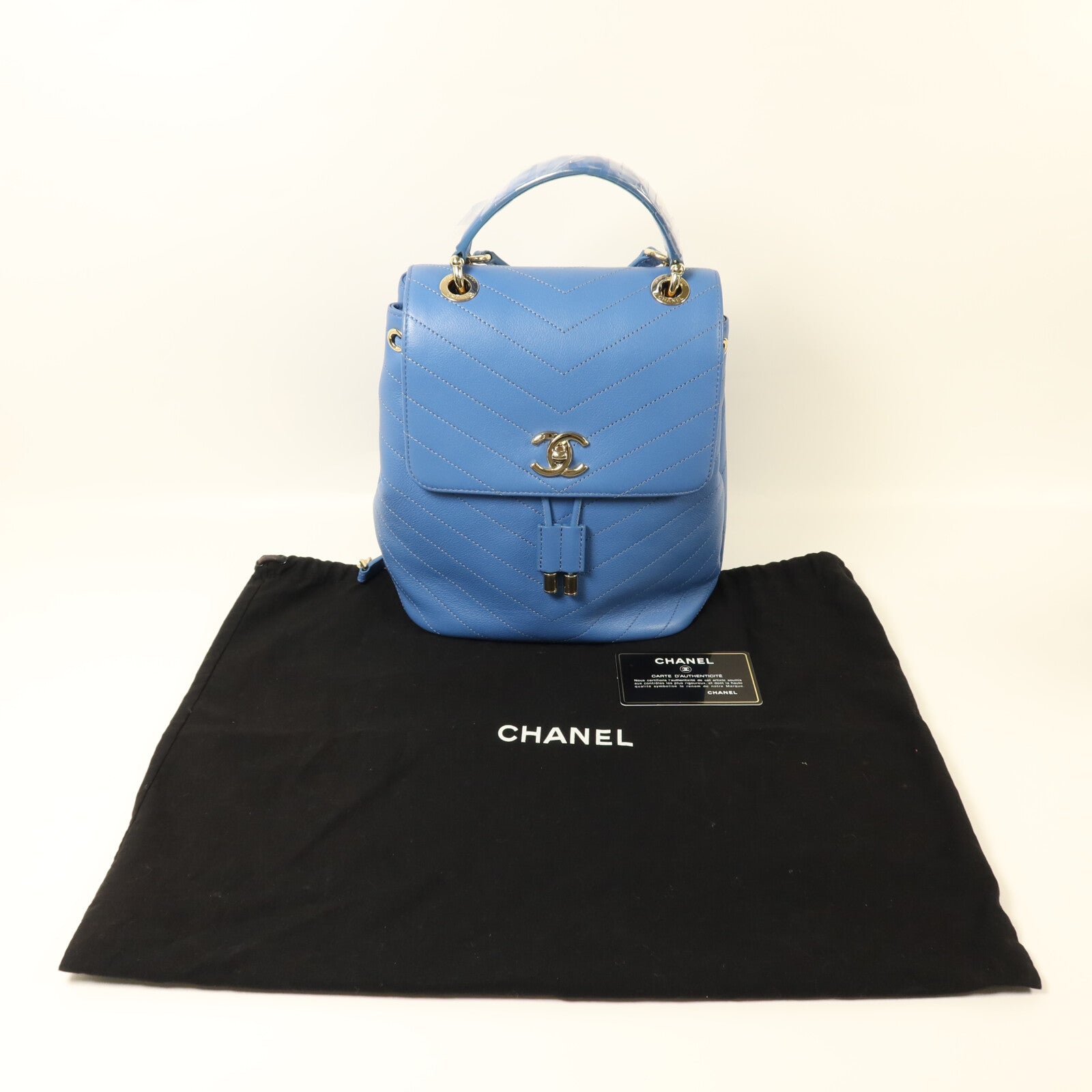 CHANEL 【激減優惠】牛皮皮革Backpack金扣鏈帶背包