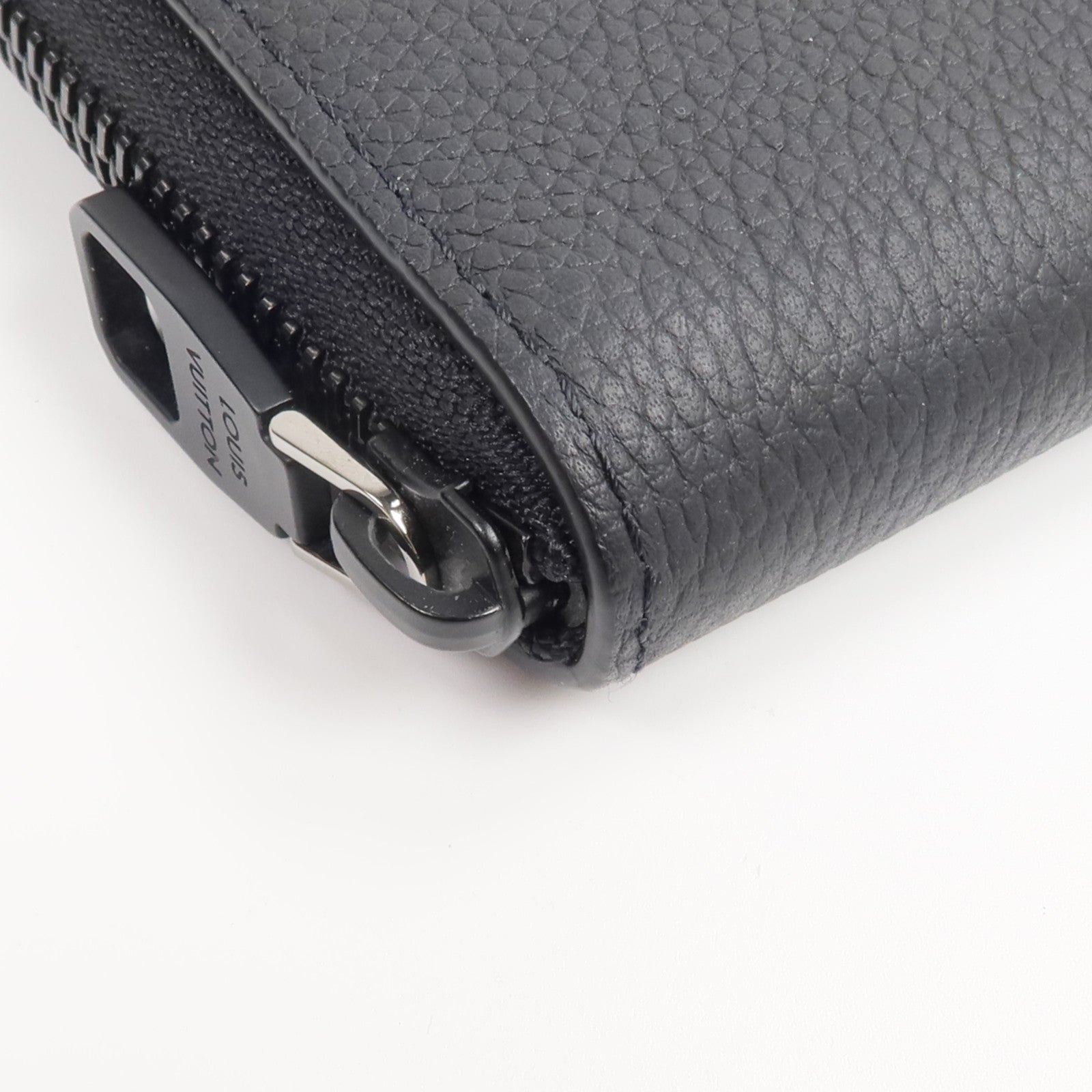 LOUIS VUITTON Aerogram Zippy Wallet Horizontal長錢包