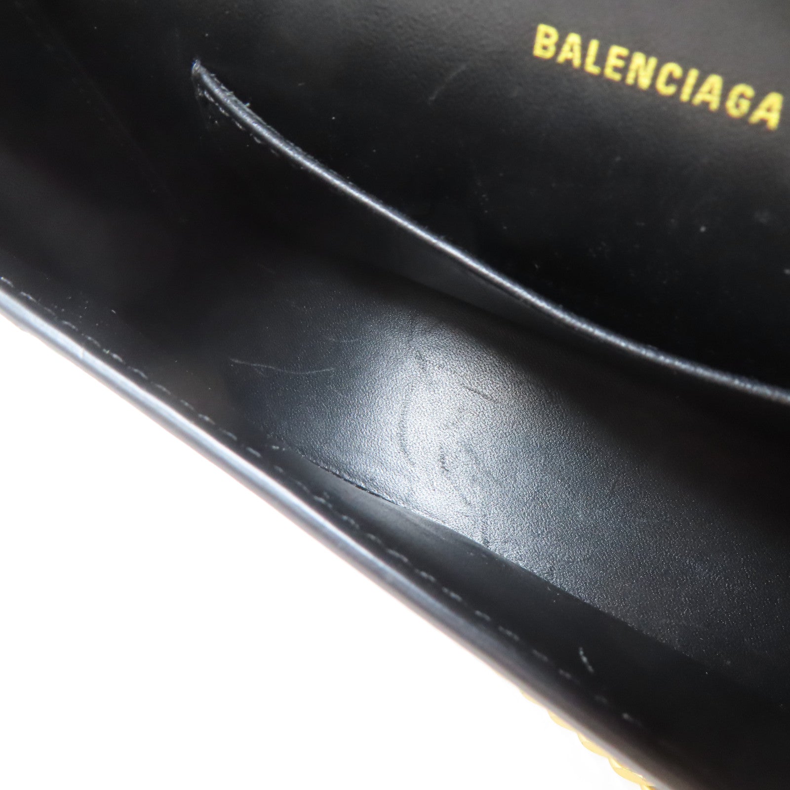 BALENCIAGA 皮革Hourglass金扣鏈帶肩背袋黑色