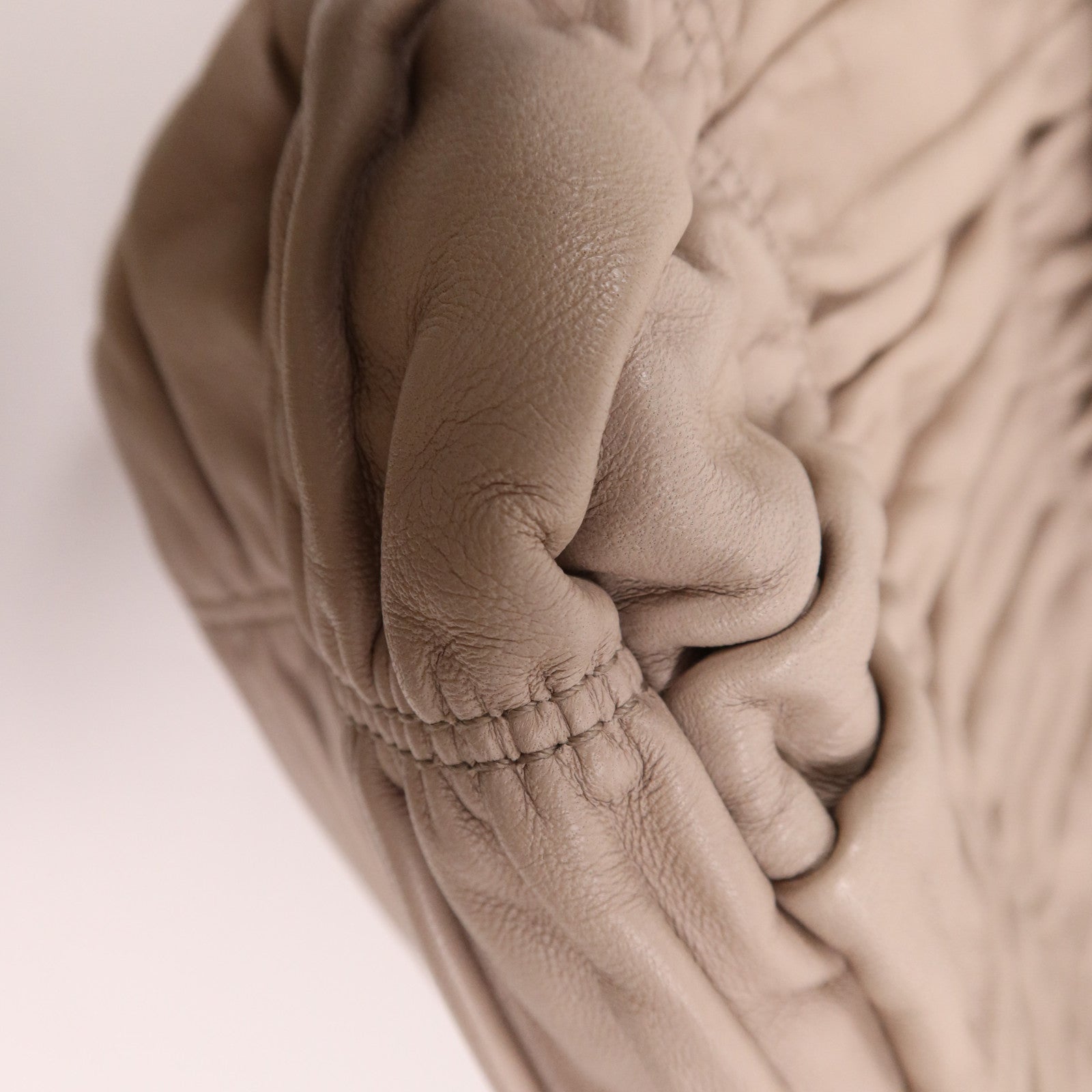 PRADA 牛皮皮革Shoulder Bag銀扣鏈帶肩背袋