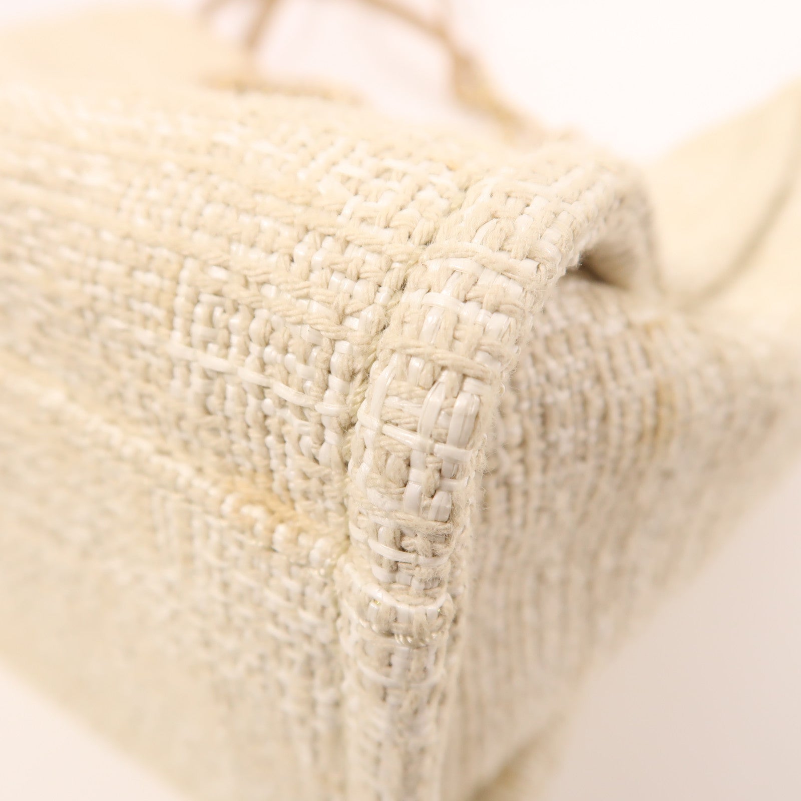 CHANEL Straw Deauville Tote金扣鏈帶肩背袋