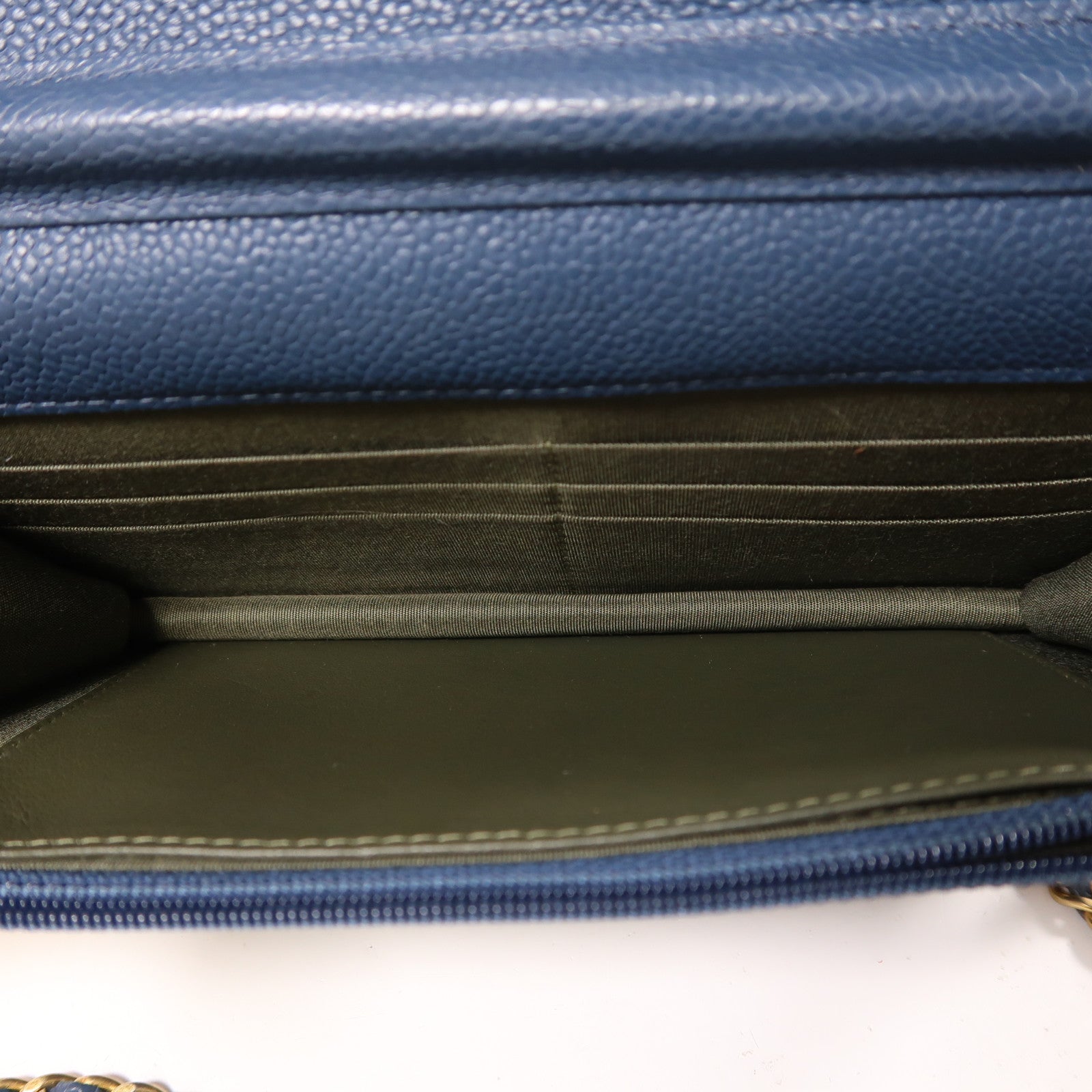 CHANEL 牛皮皮革Boy Wallet On Chain金扣鏈帶肩背袋