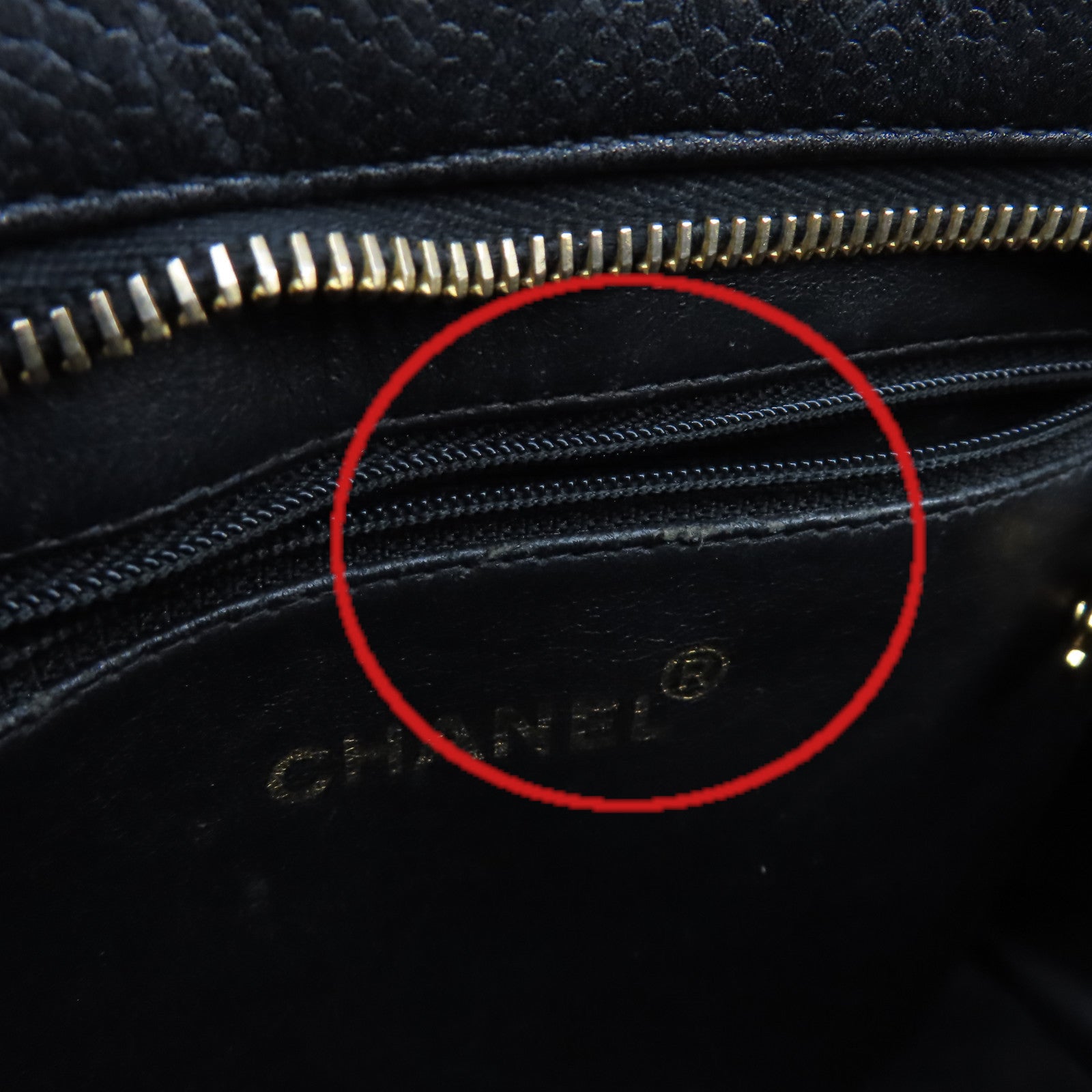 CHANEL 【激減優惠】菱格牛皮皮革Vintage Handbag金扣手挽袋黑色