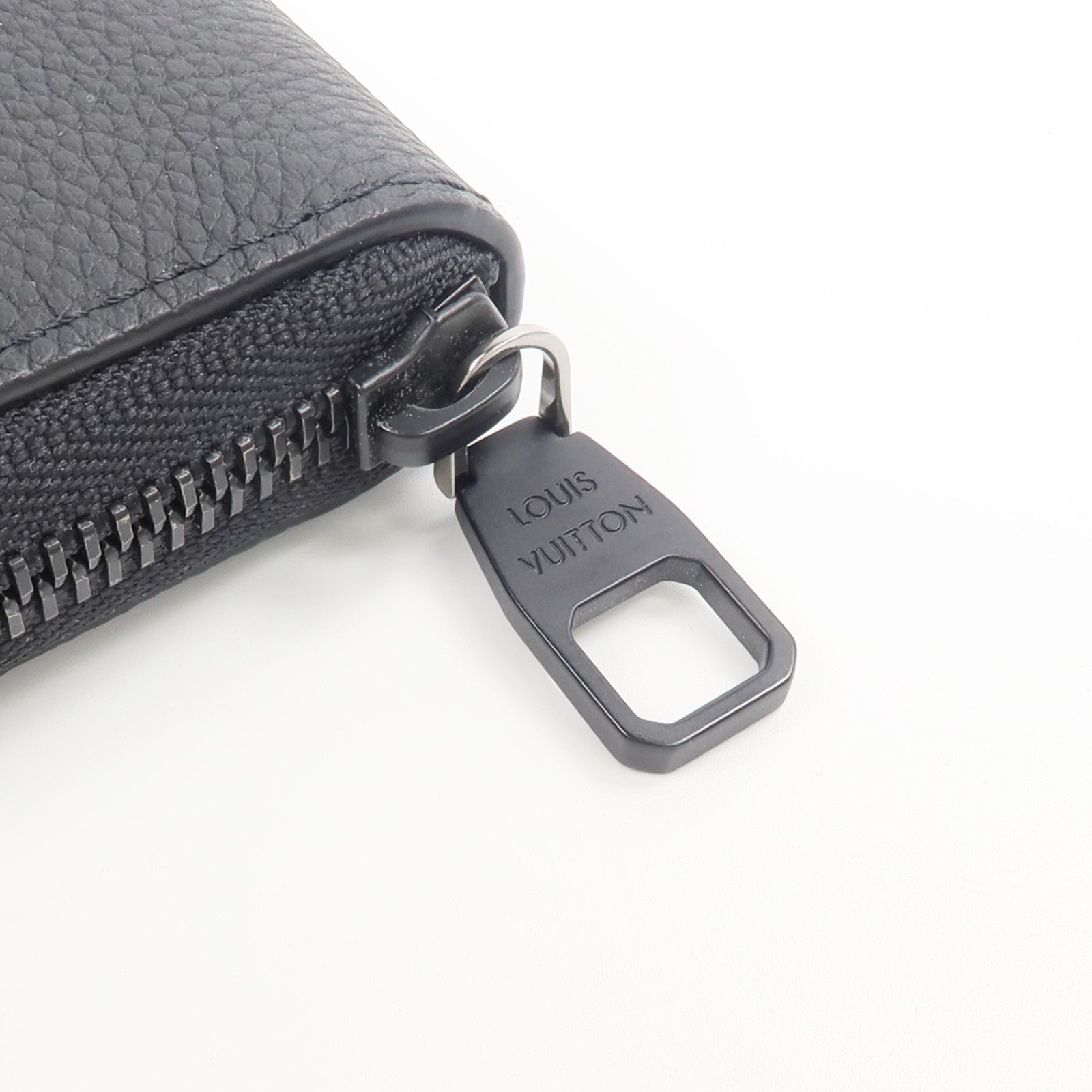 LOUIS VUITTON Aerogram Zippy Wallet Horizontal長錢包