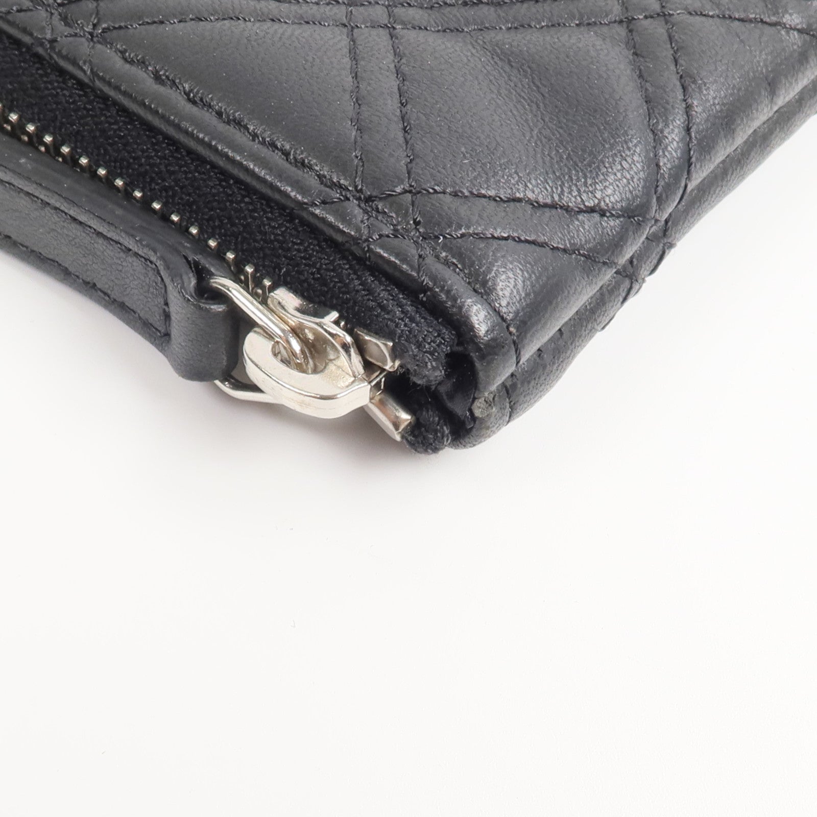 CHANEL 牛皮皮革Small Pouch小袋