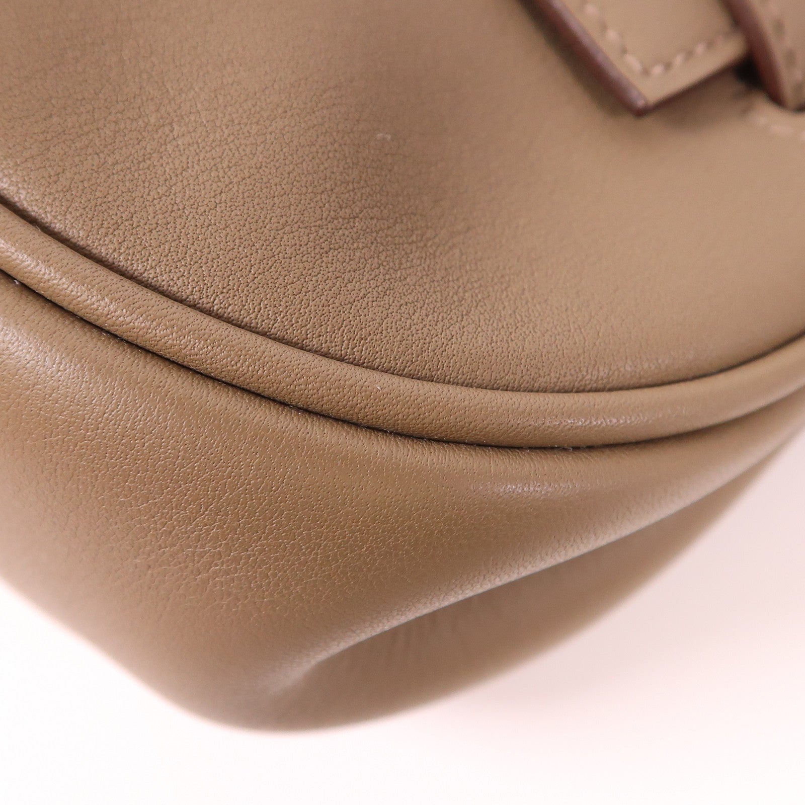 HERMES Swift皮革Kelly Moove金扣肩背袋Etoupe