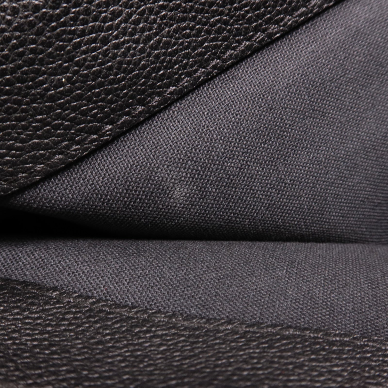 LOUIS VUITTON Monogram Empreinte Vosges MM金扣手挽肩背兩用袋
