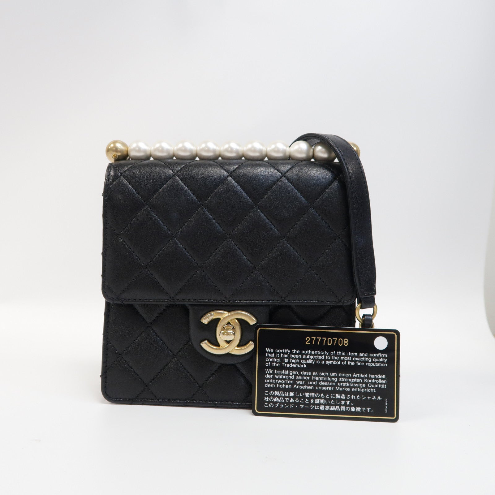 CHANEL 菱格牛皮皮革Matrasse Pearl金扣肩背袋黑色