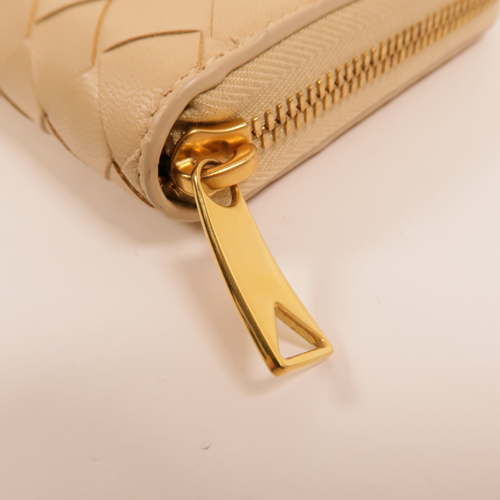 BOTTEGA VENETA 羊皮皮革Zipper Long Wallet長錢包