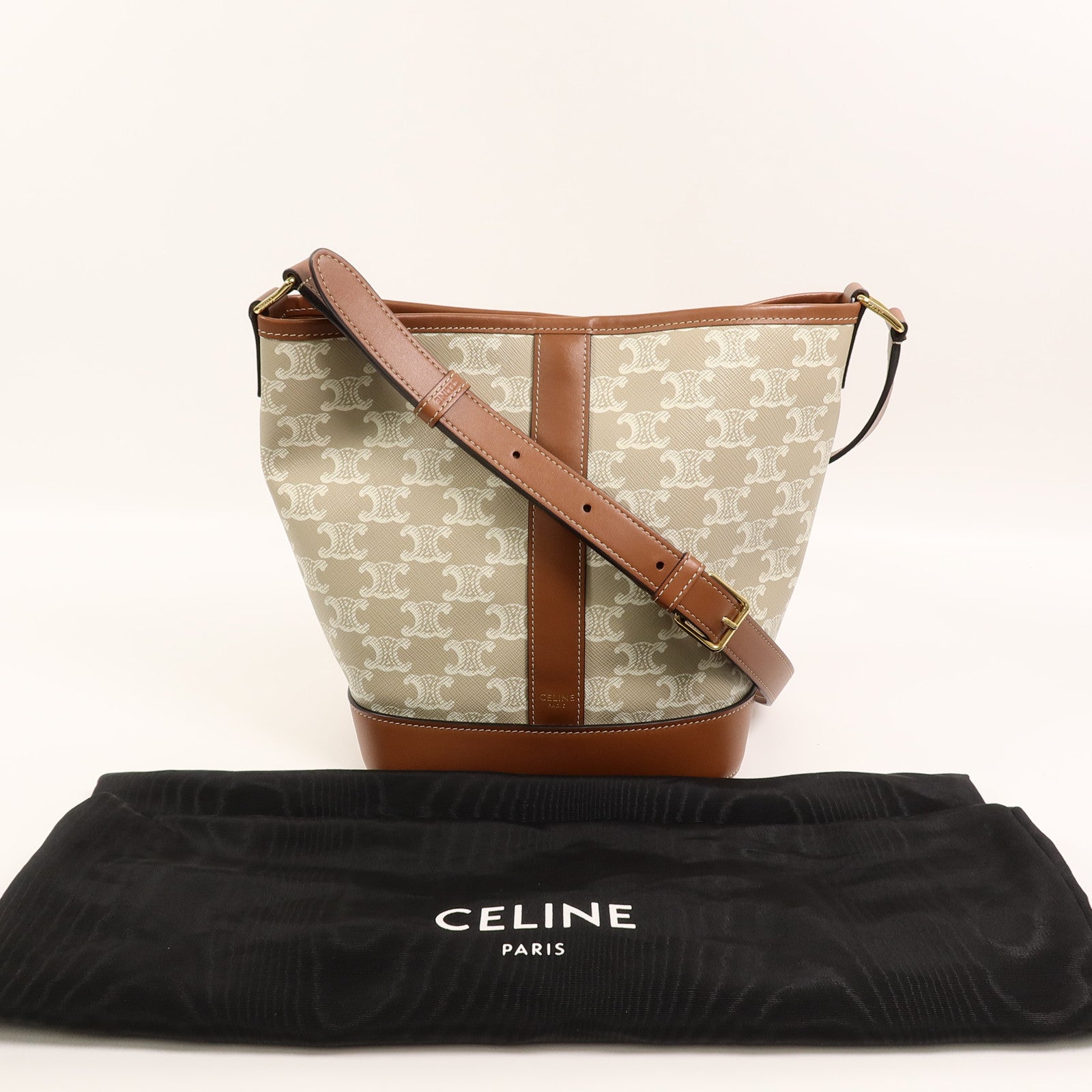 CELINE 塗層帆布Triomphe Bucket Bag Small肩背袋