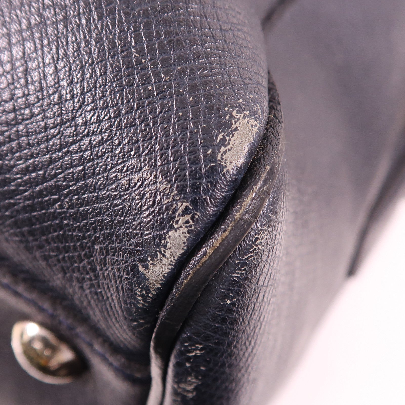 LOUIS VUITTON Taiga皮革Taiga Neo Kendall銀扣手挽肩背兩用袋