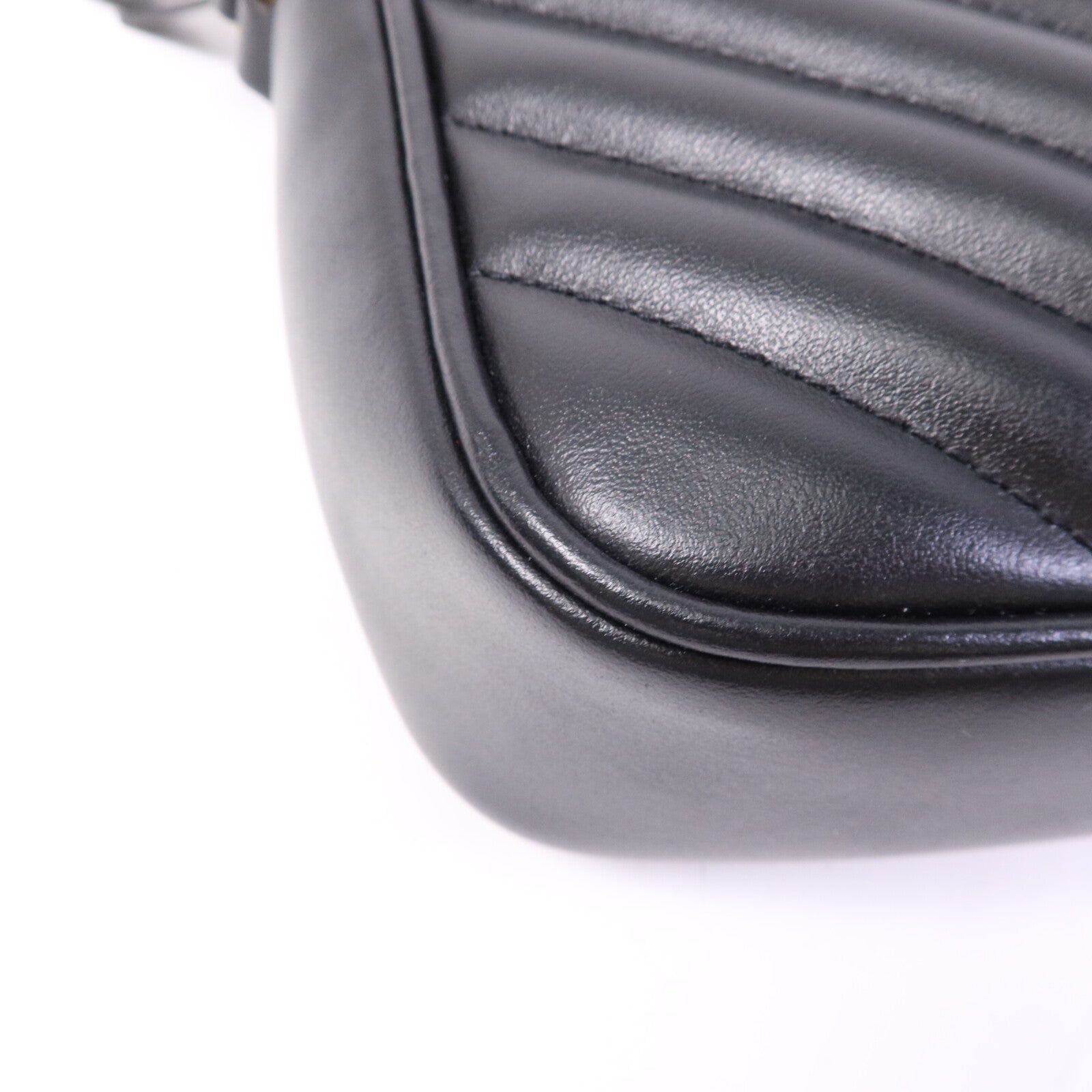 SAINT LAURENT 牛皮皮革LOU Camera Bag金扣肩背袋