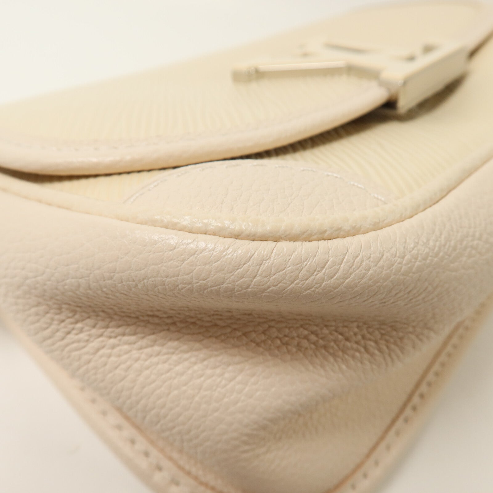 LOUIS VUITTON Epi Buci Bag肩背袋